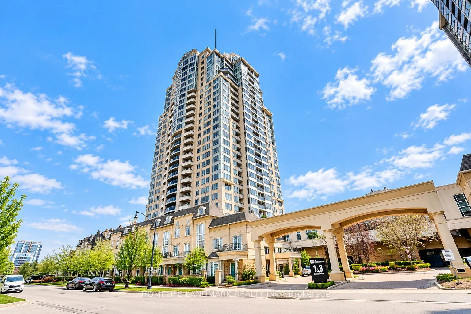 3 Rean Drive #2309