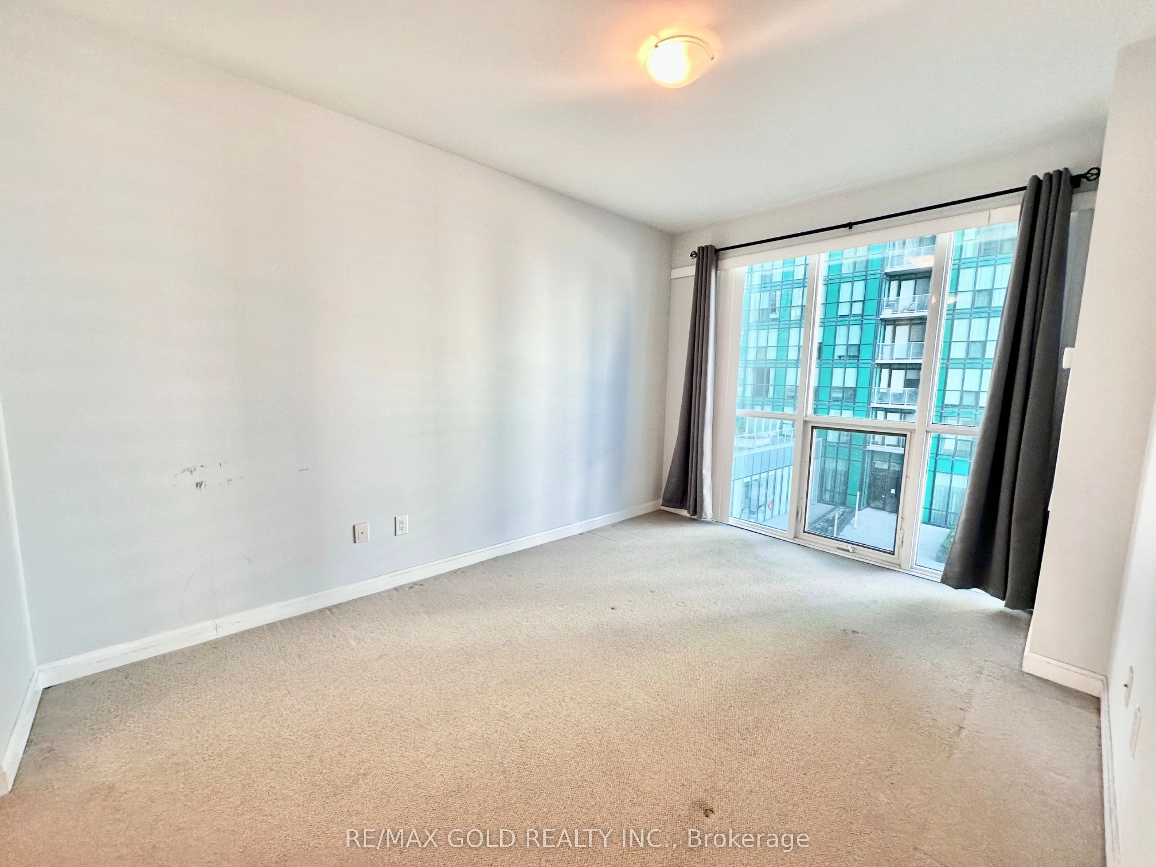 11 Bogert Avenue #702