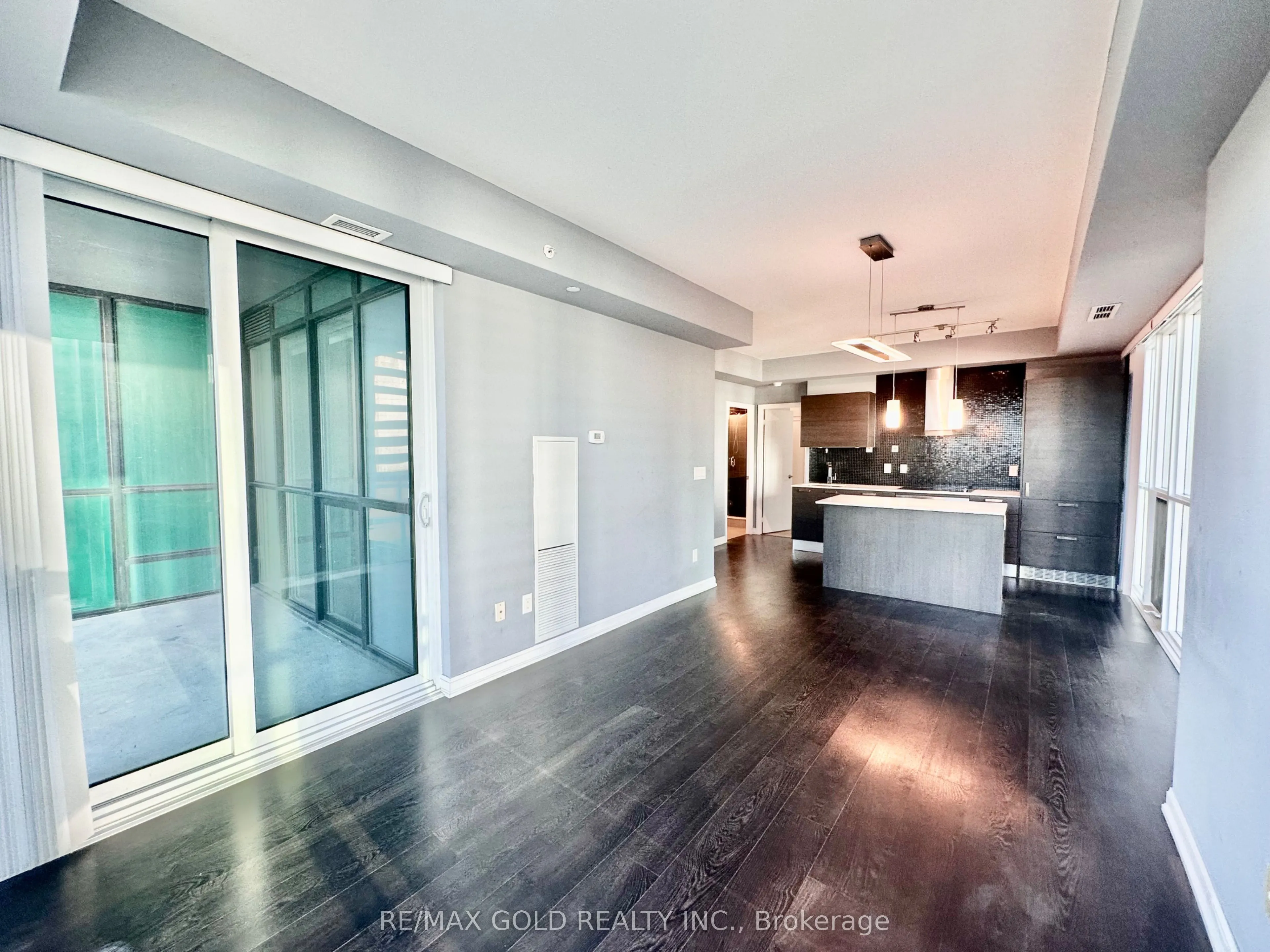 11 Bogert Avenue #702