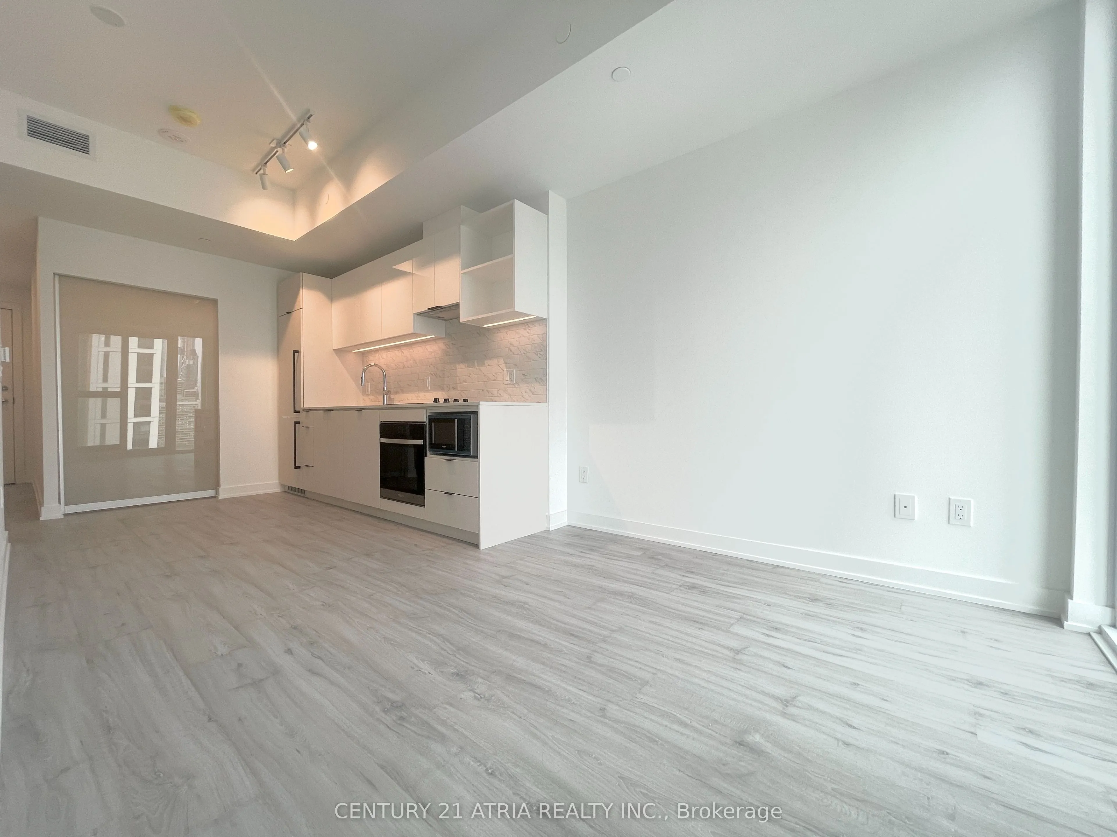 252 Church Street #2105