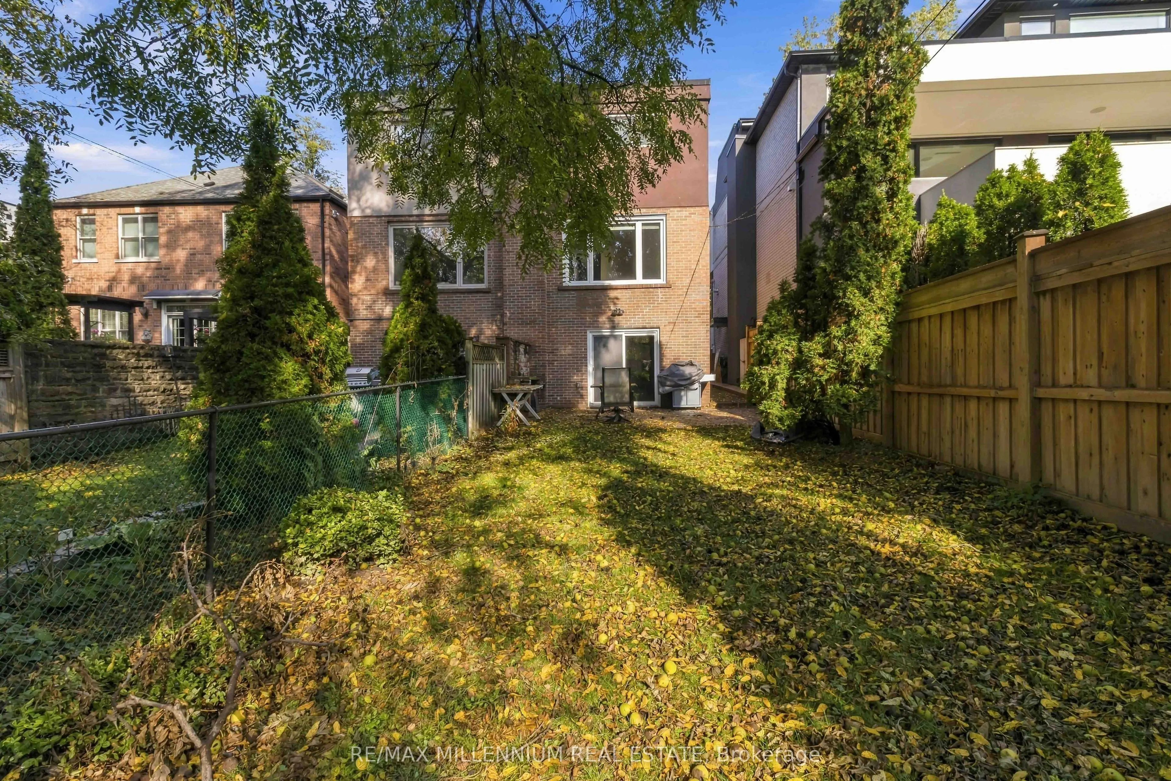 65 Castlefield Avenue