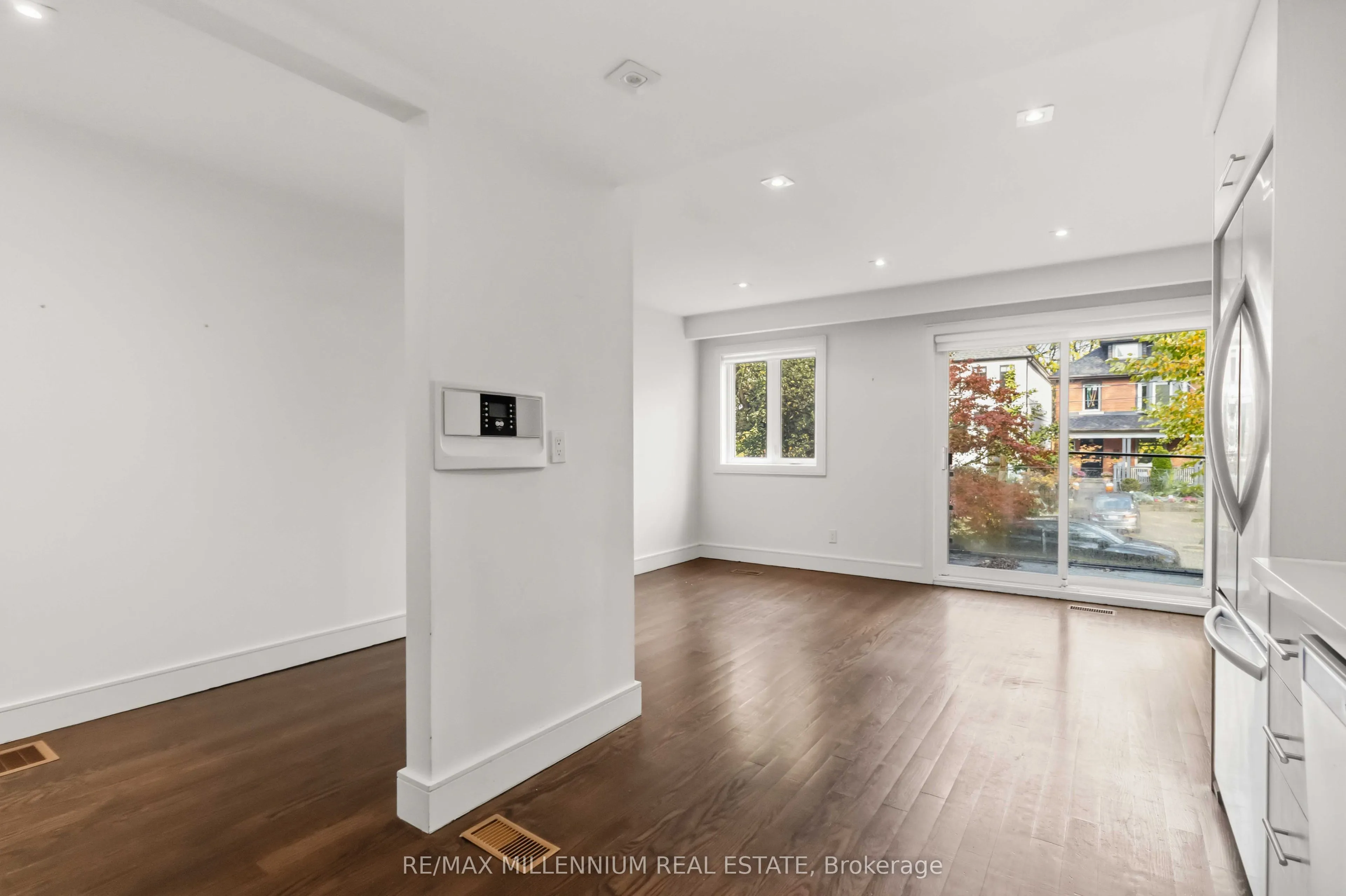 65 Castlefield Avenue