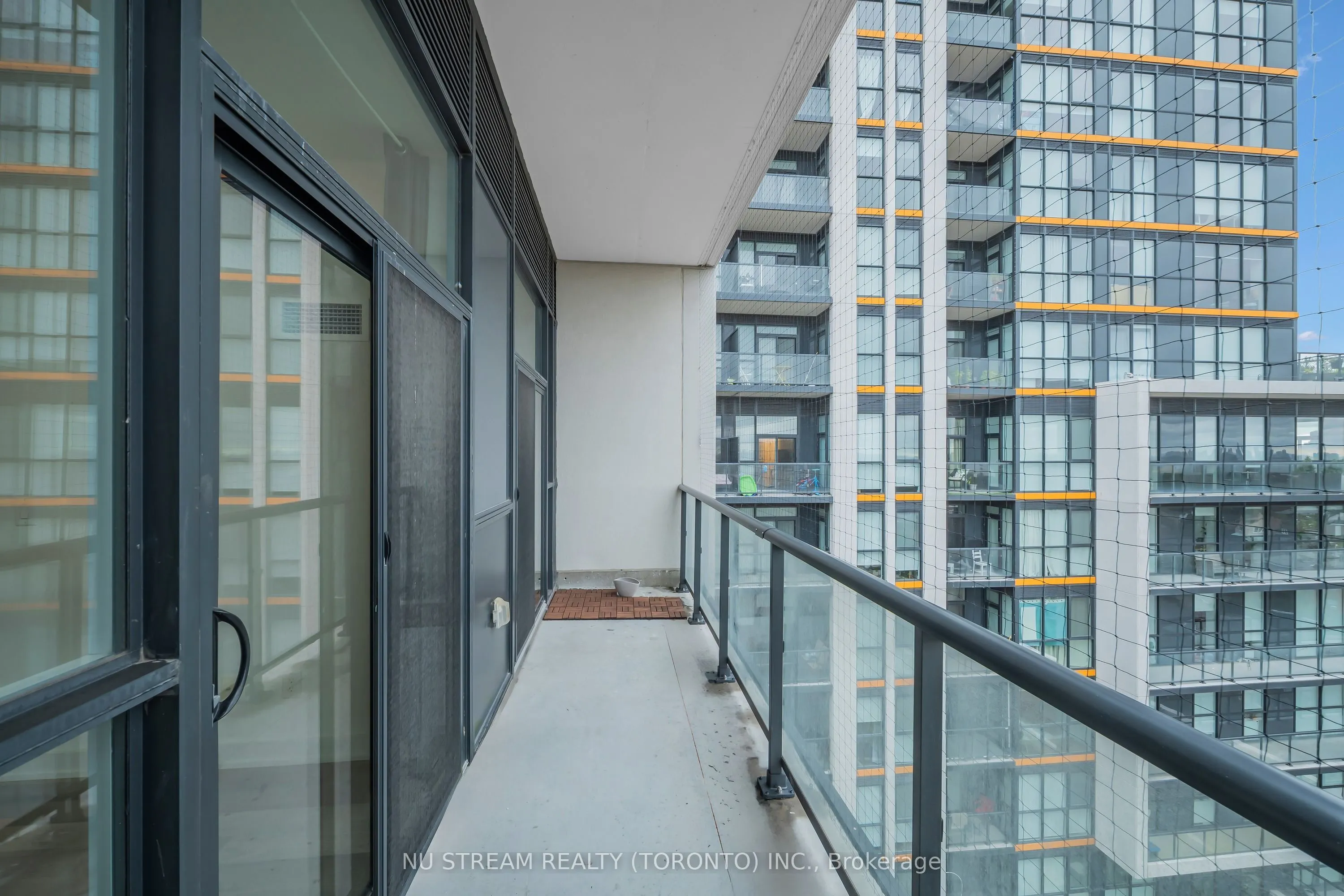 1603 Eglinton Avenue W #810