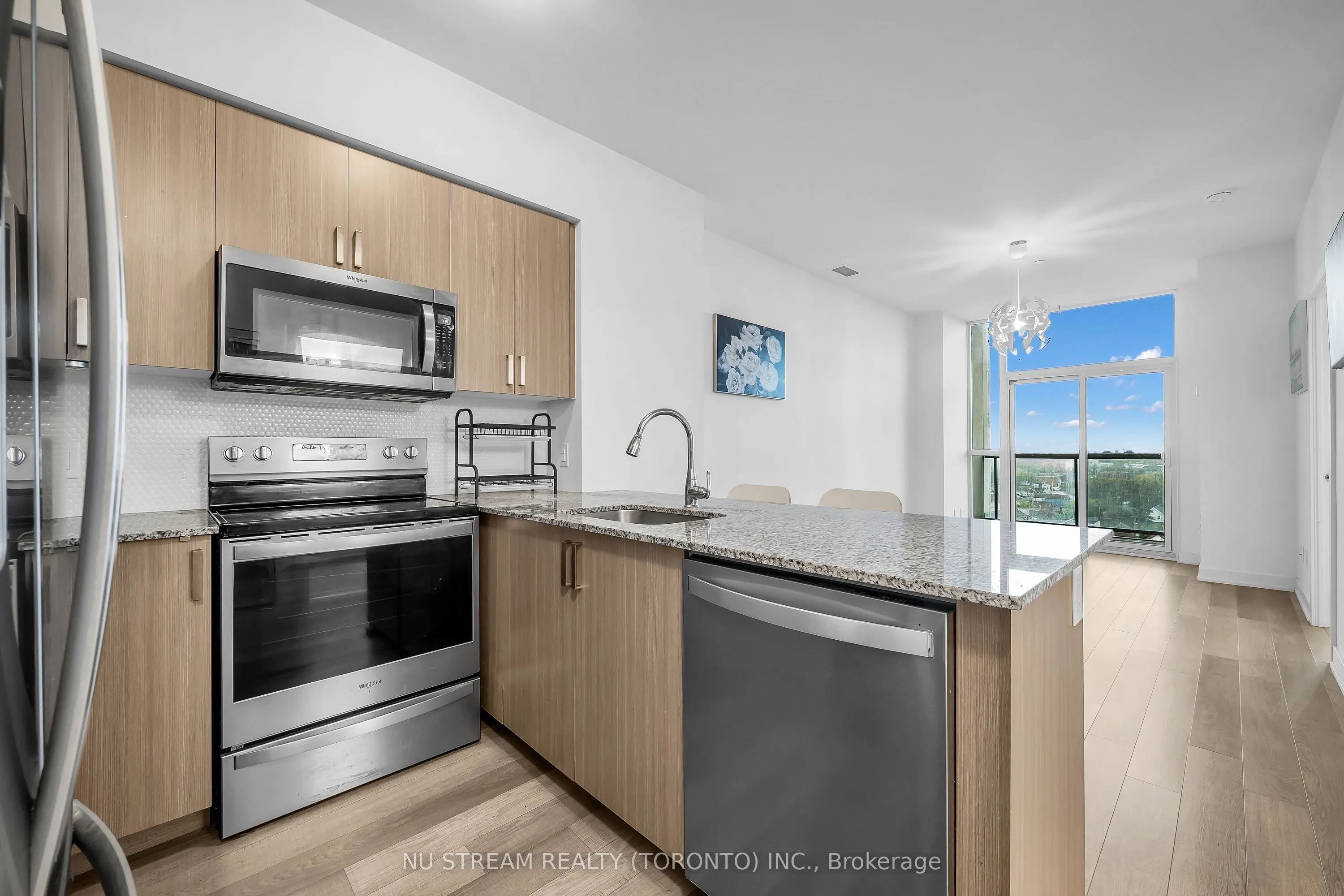1603 Eglinton Avenue W #810