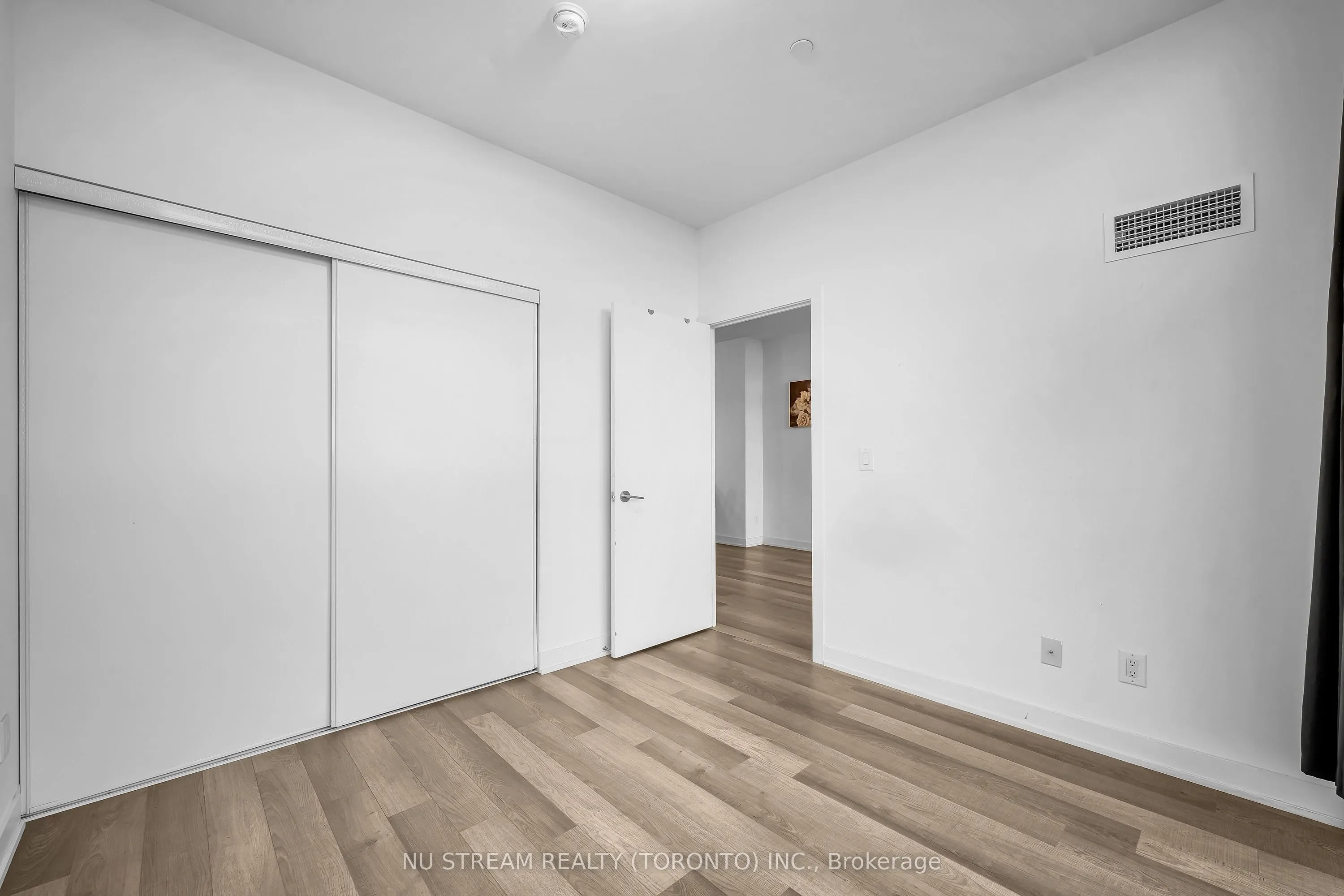 1603 Eglinton Avenue W #810