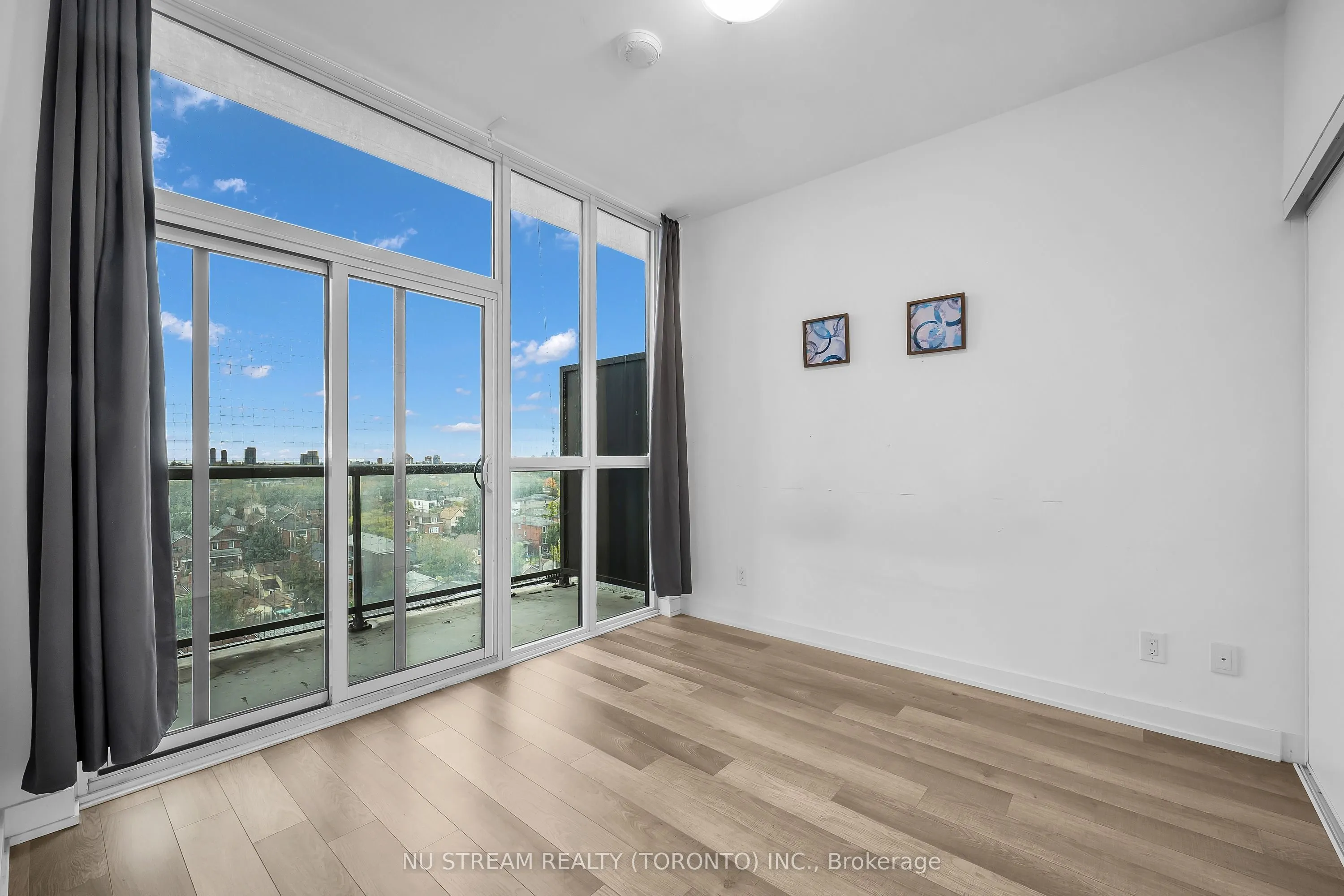 1603 Eglinton Avenue W #810