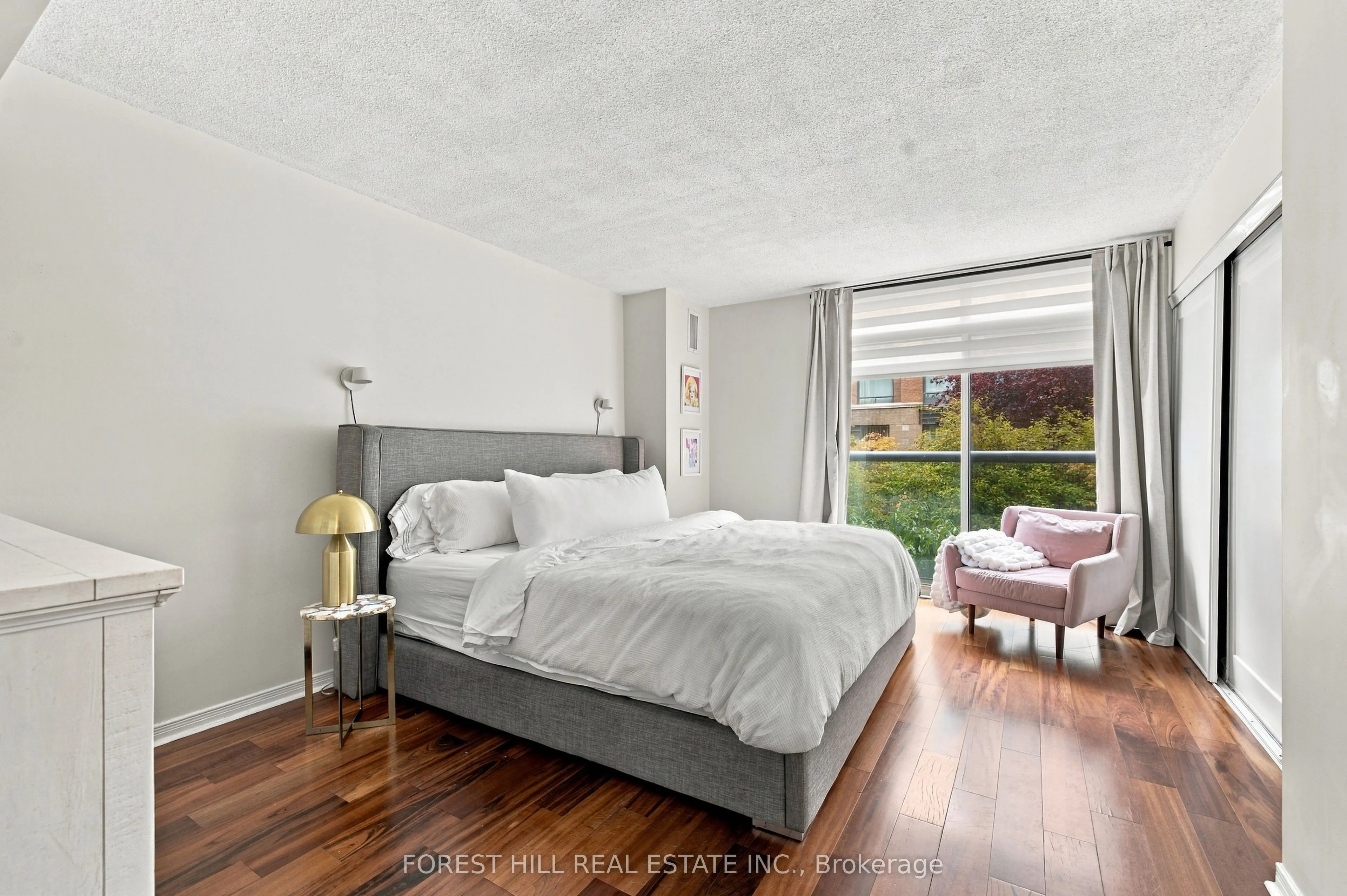 109 Front Street E #229