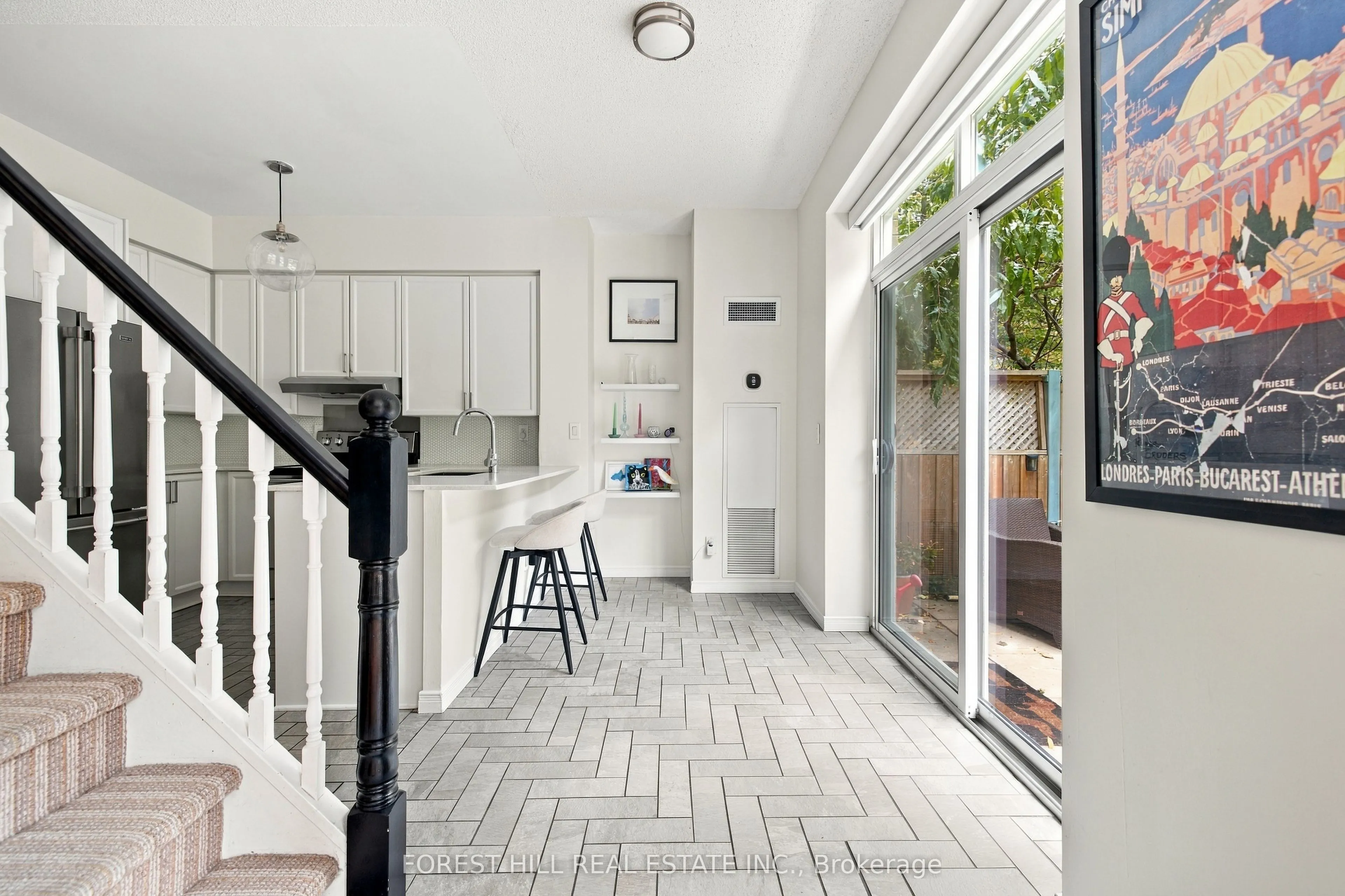 109 Front Street E #229