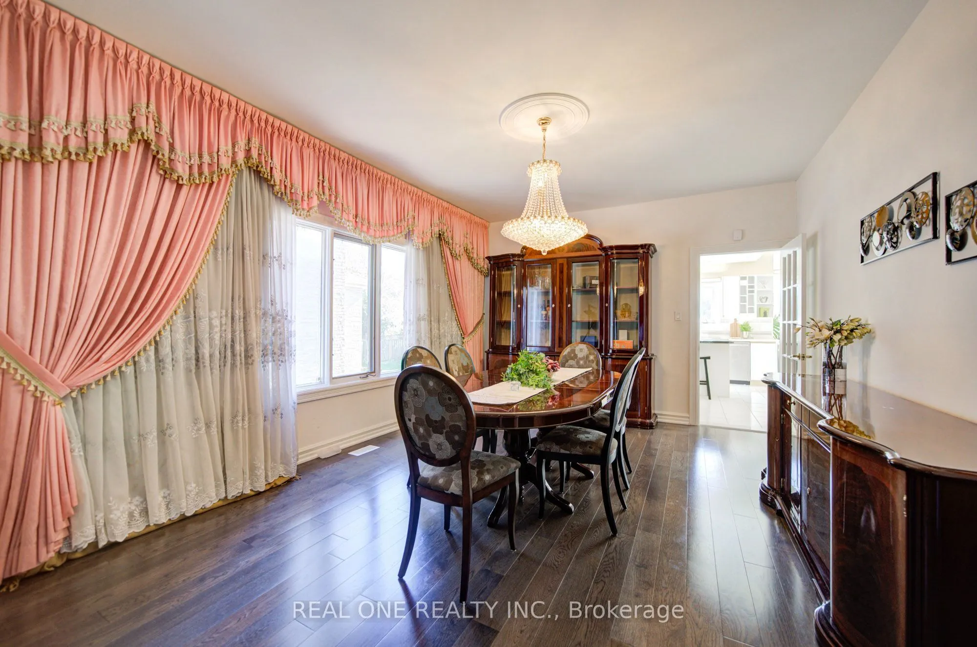 261 Mckee Avenue