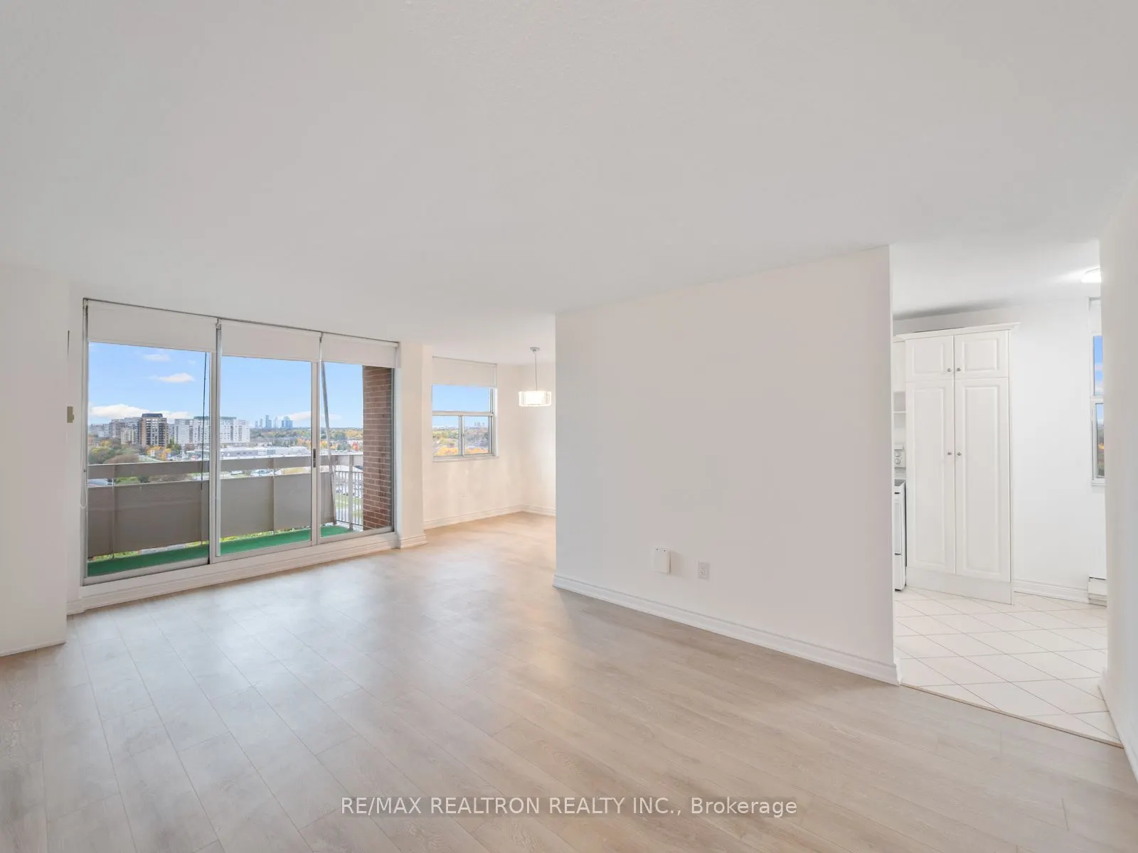 205 HILDA Avenue #1203