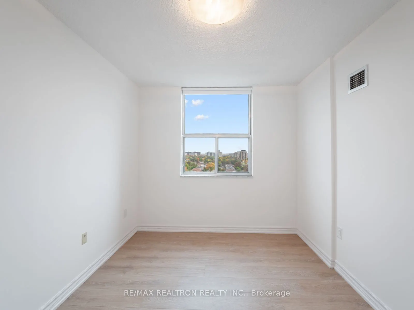 205 HILDA Avenue #1203