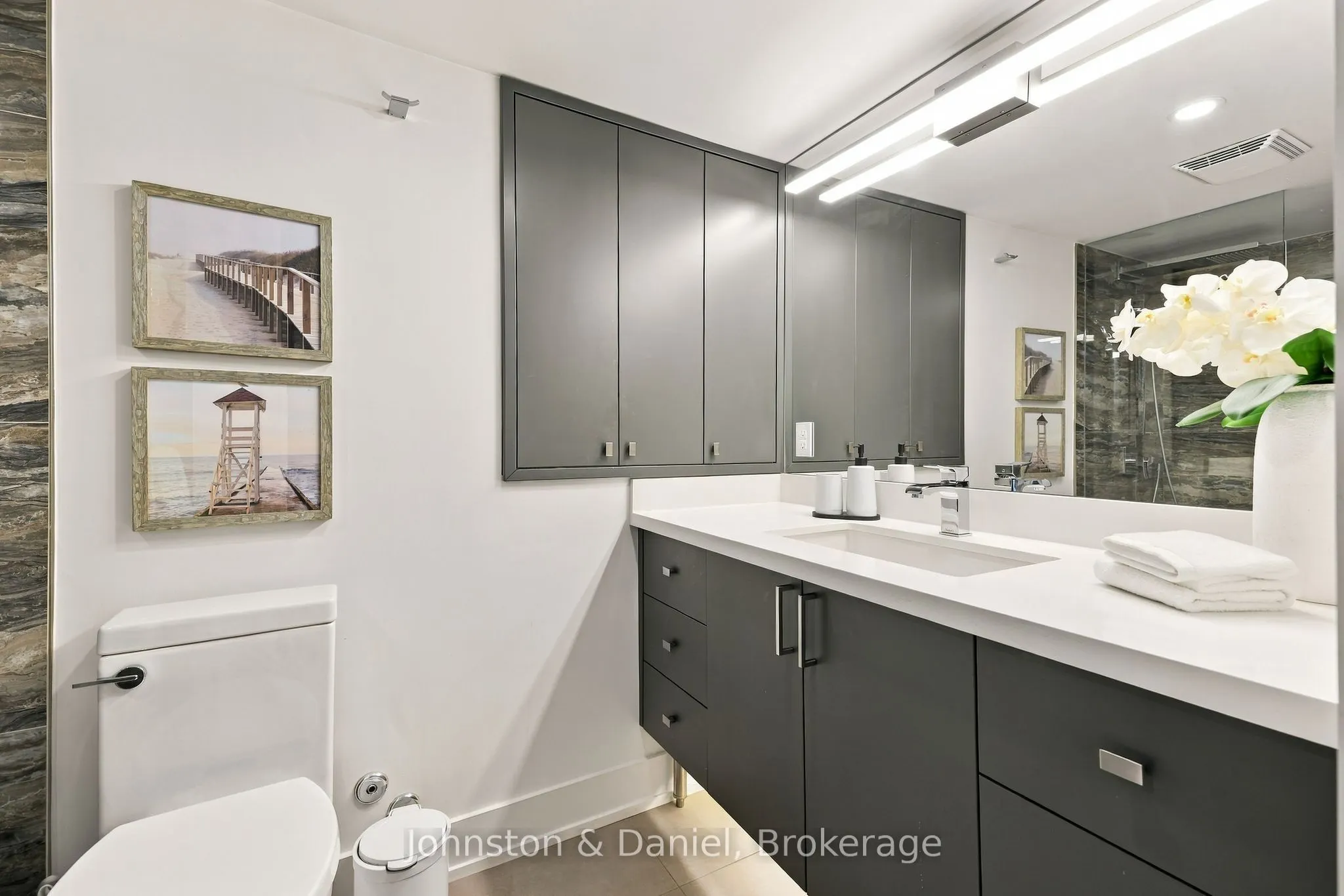 1000 King Street W #205