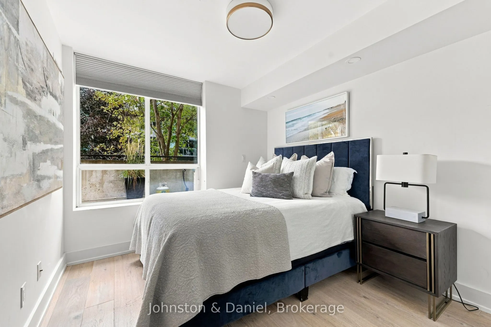 1000 King Street W #205