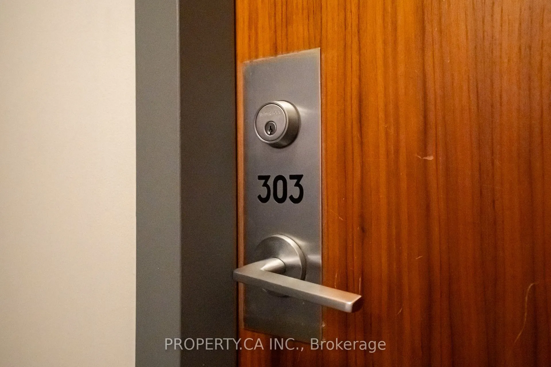 33 Lombard Street #303