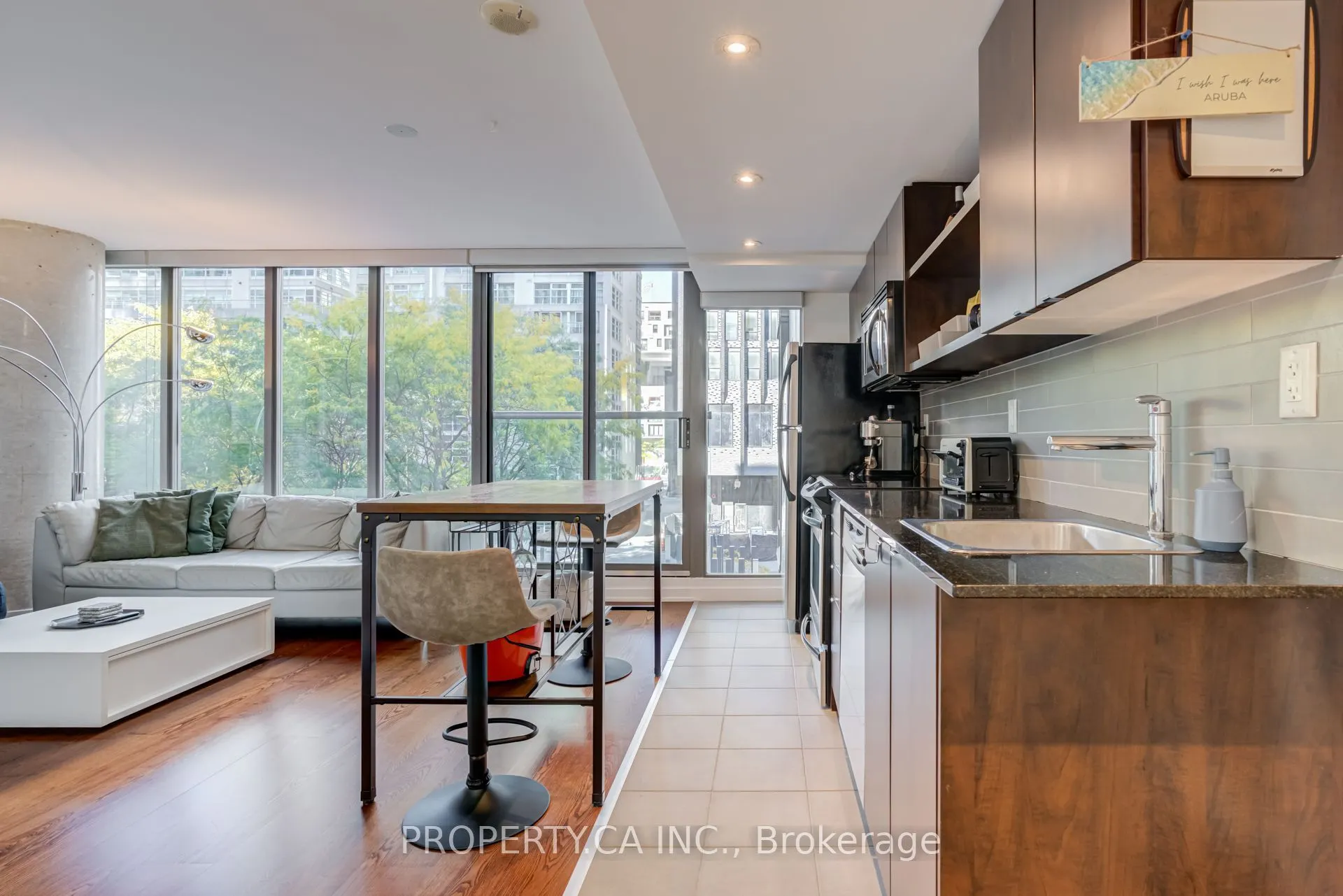 33 Lombard Street #303