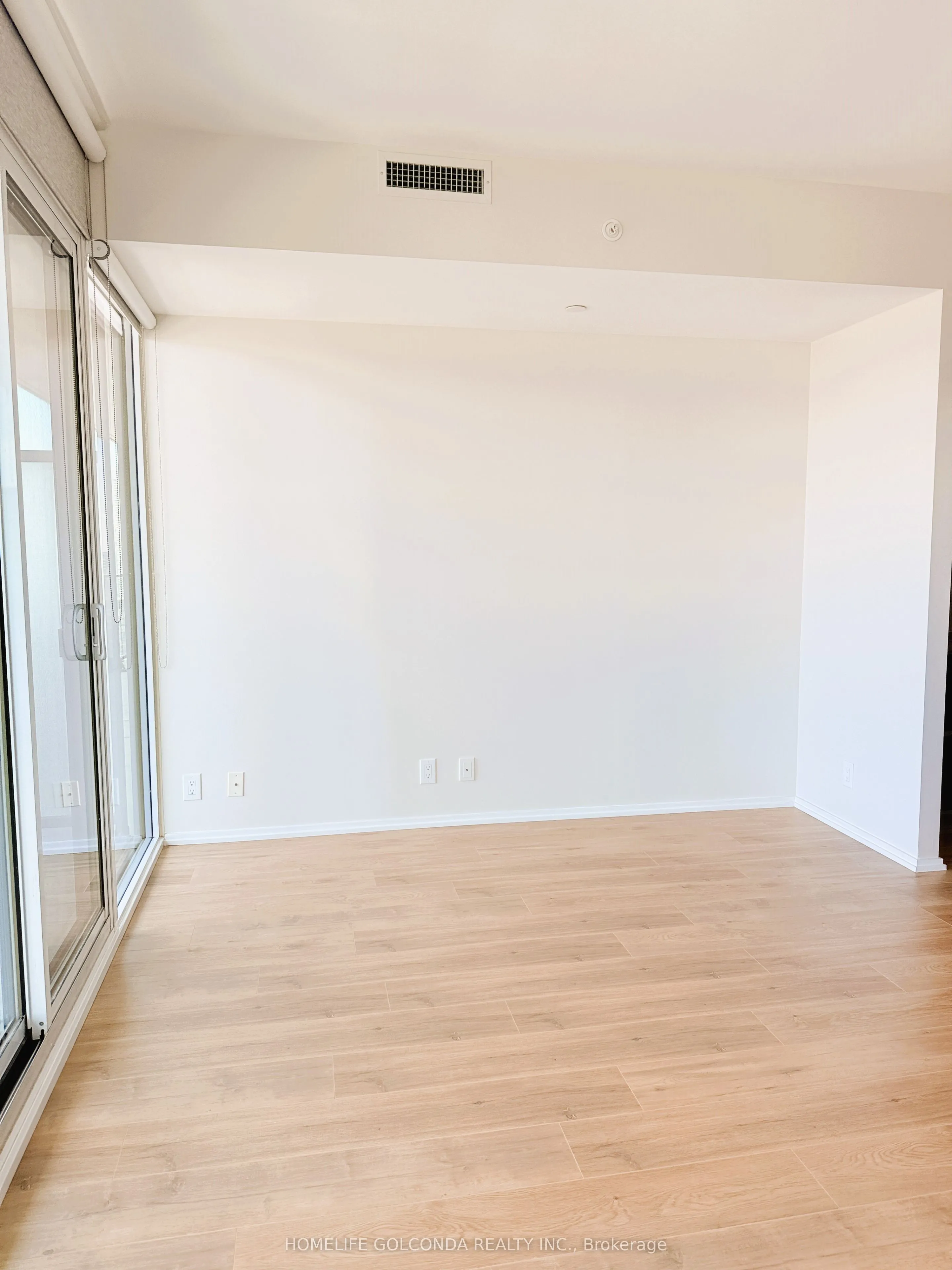125 Peter Street #3307