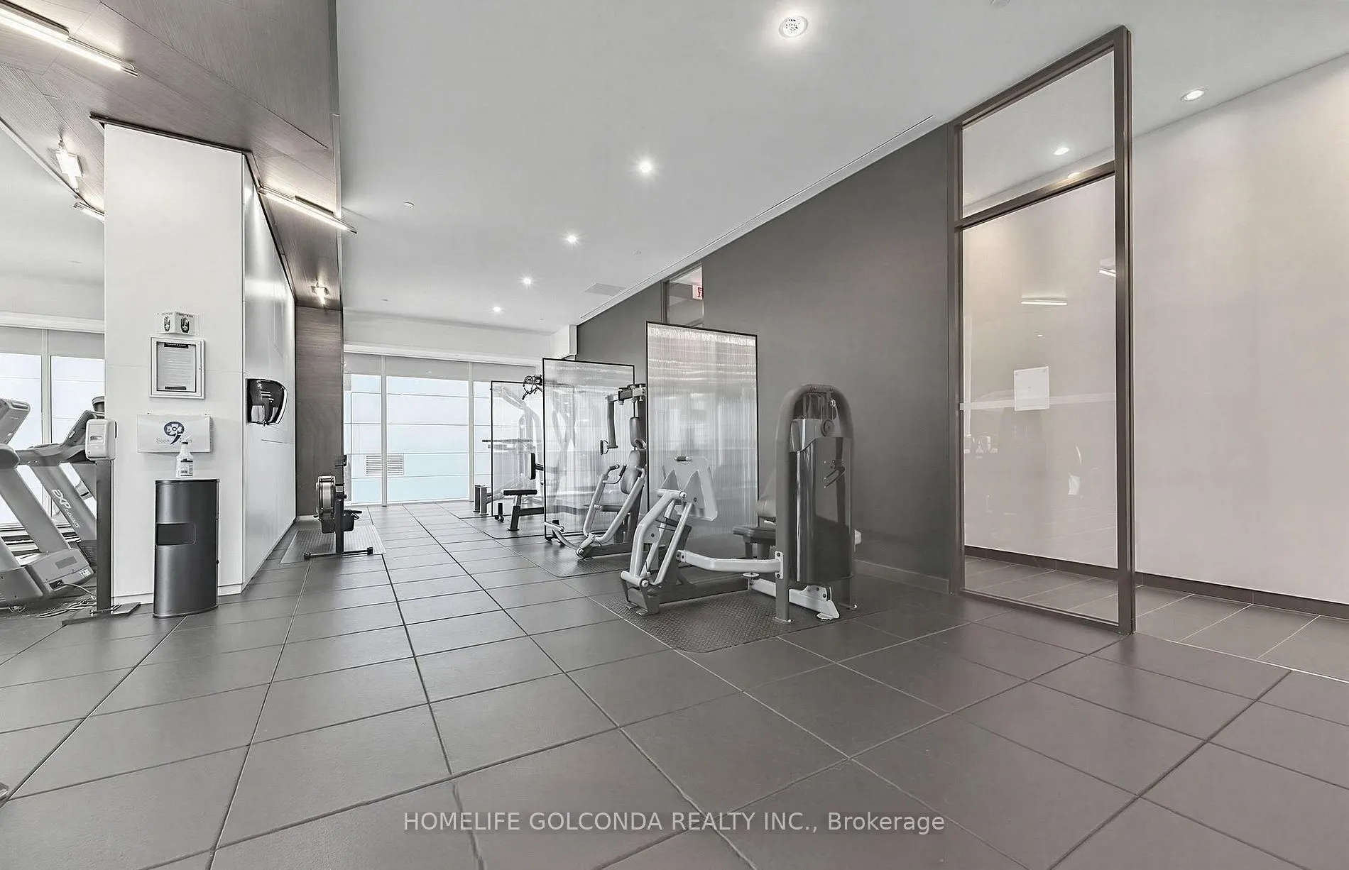 125 Peter Street #3307