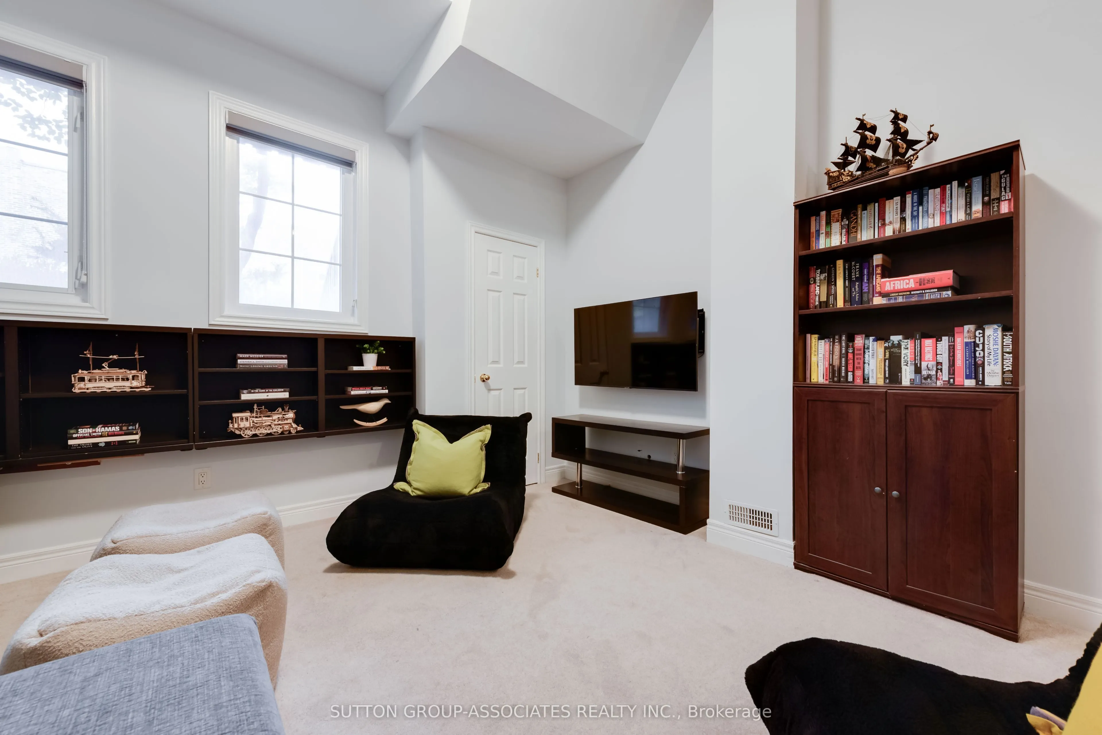 2B Alcina Avenue