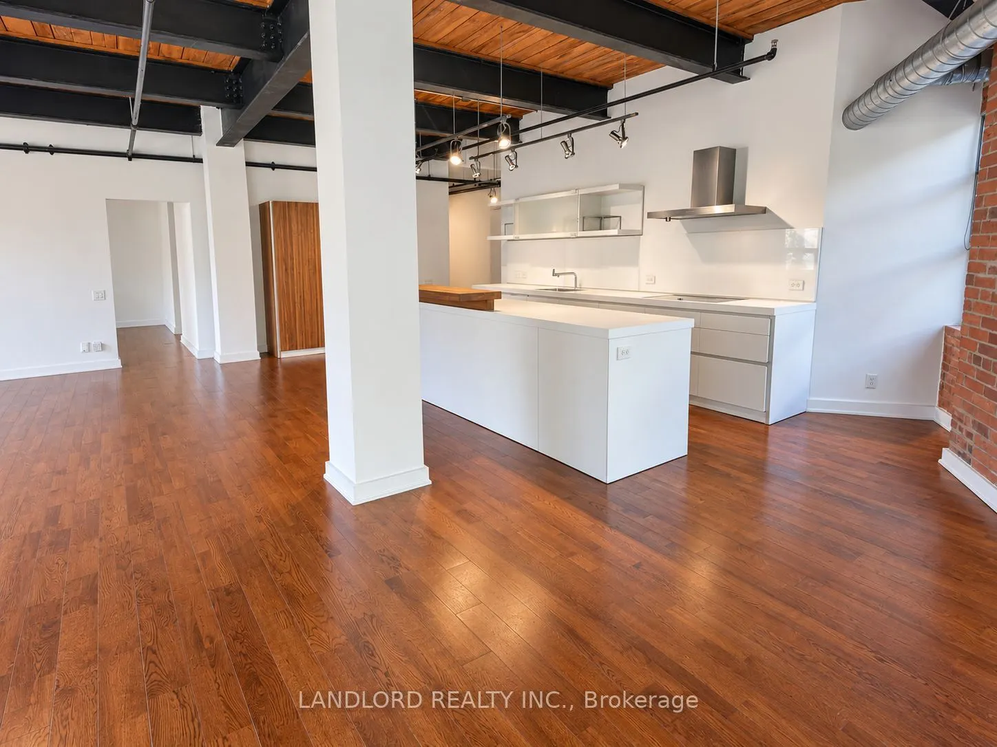 43 Hanna Avenue #210