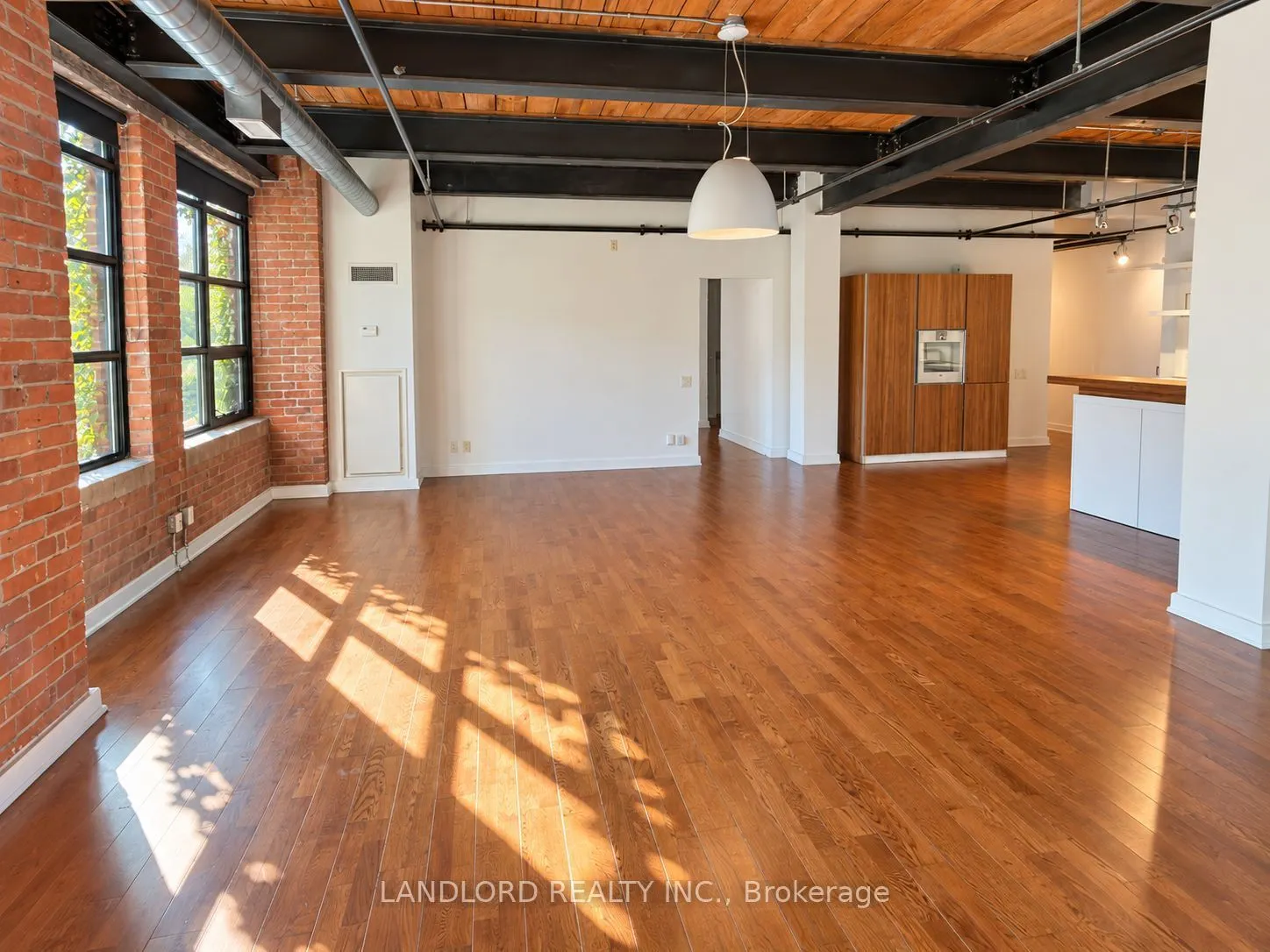 43 Hanna Avenue #210