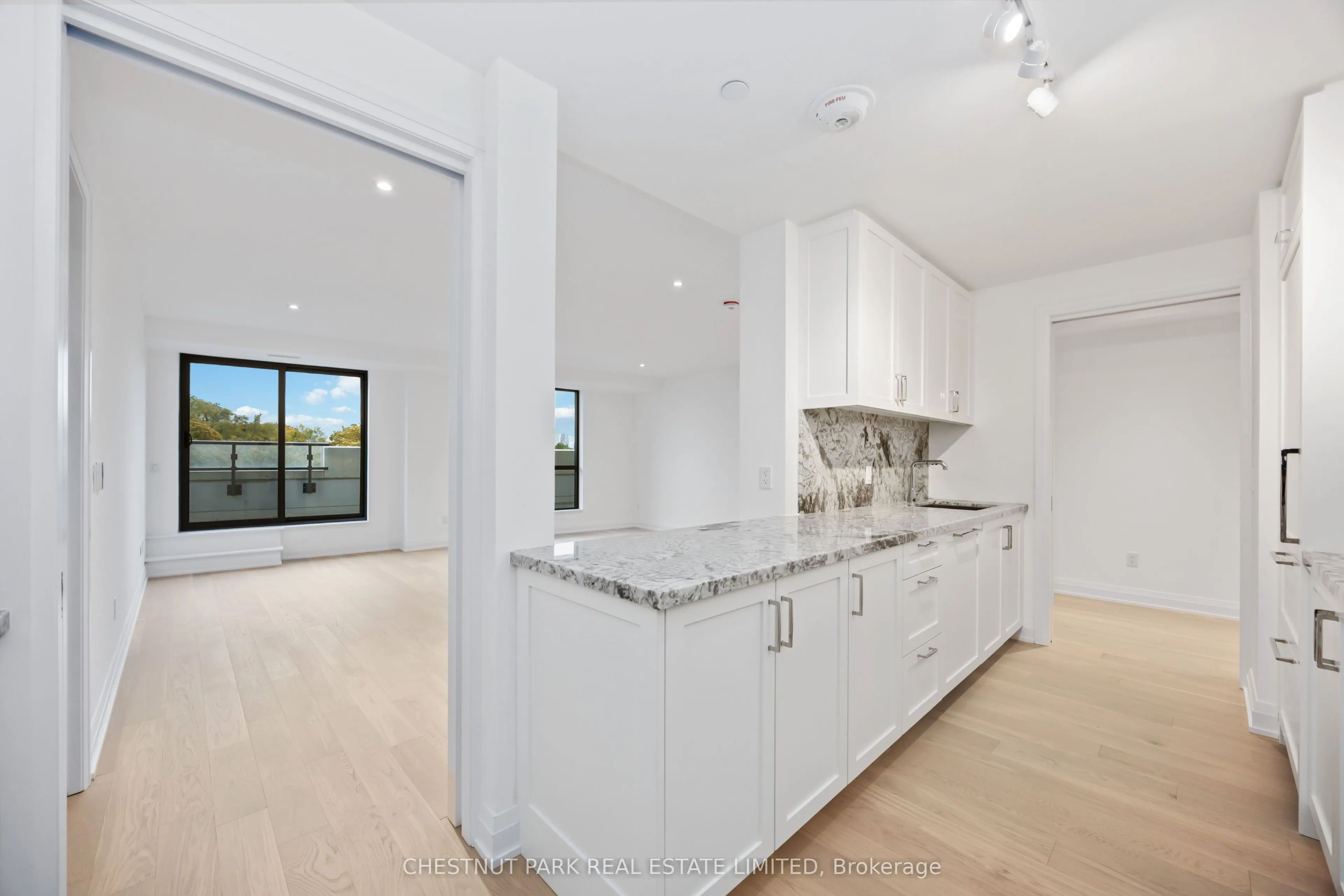 505 Glencairn Avenue #406