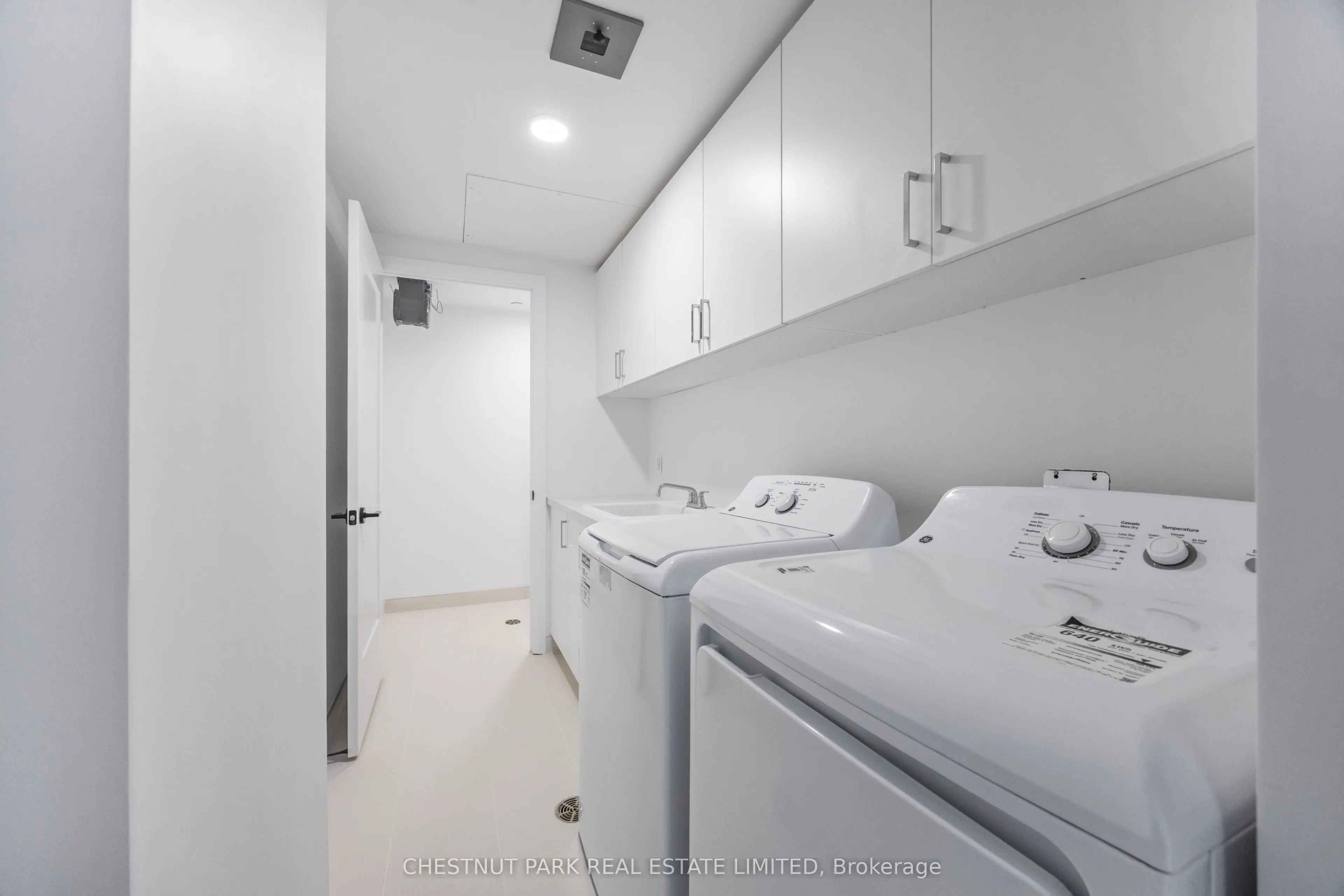 505 Glencairn Avenue #406