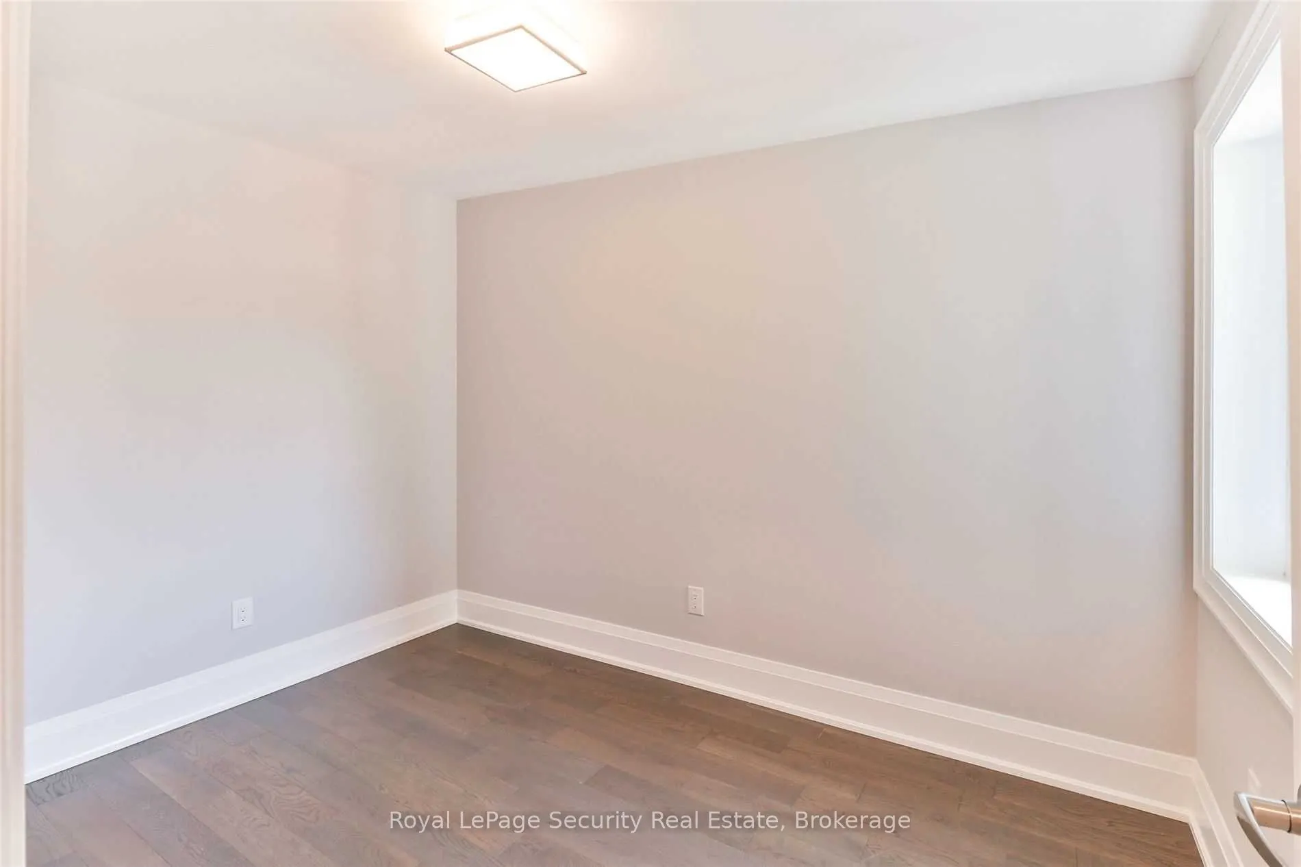 136 Markham Street #Main/ 2nd