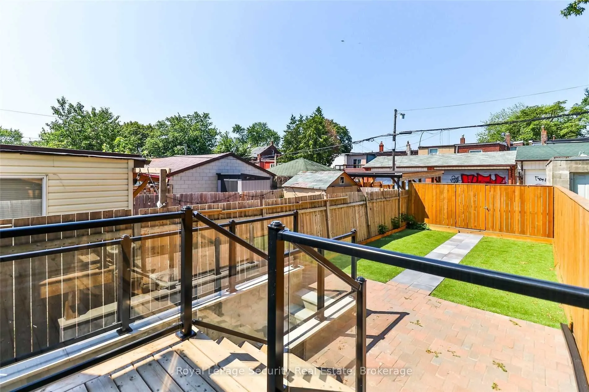 136 Markham Street #Main/ 2nd