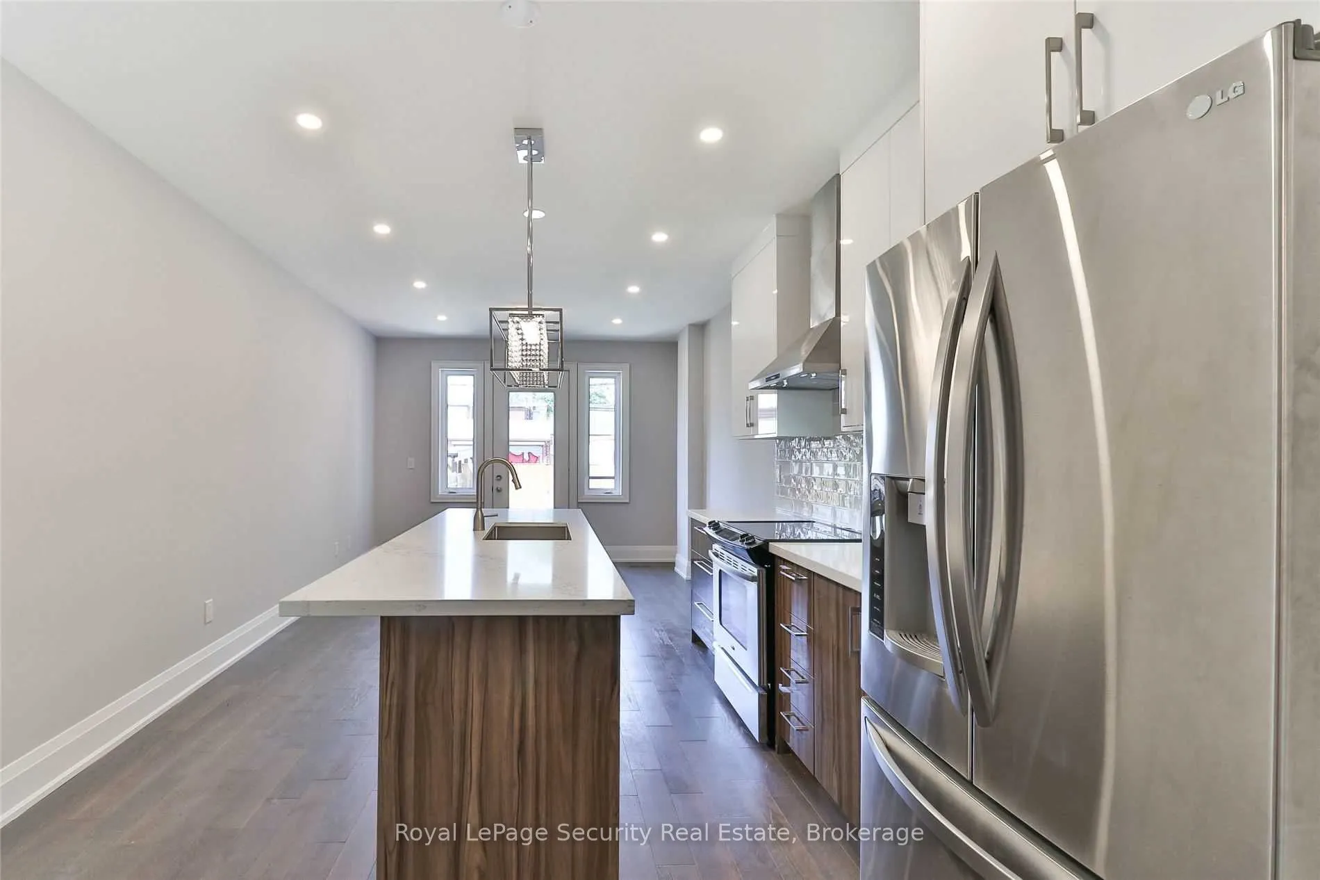 136 Markham Street #Main/ 2nd