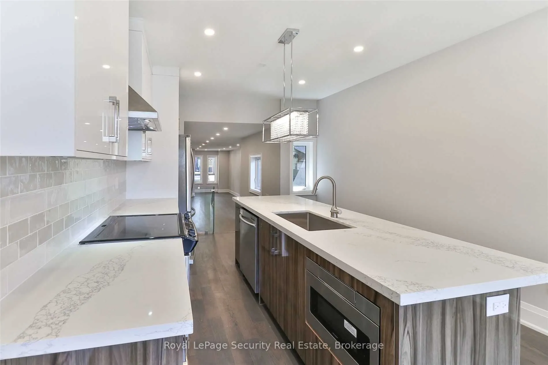 136 Markham Street #Main/ 2nd