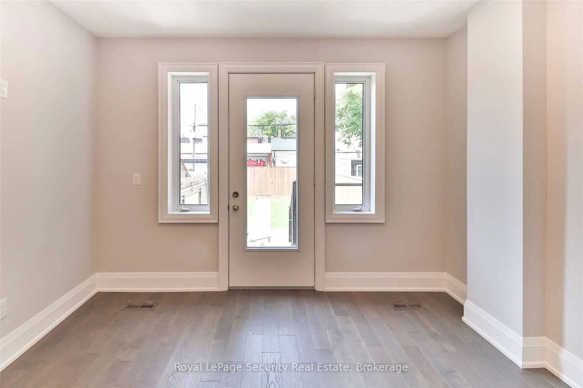 136 Markham Street #Main/ 2nd