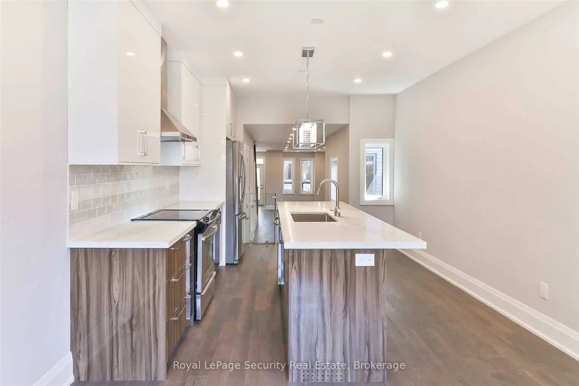 136 Markham Street #Main/ 2nd