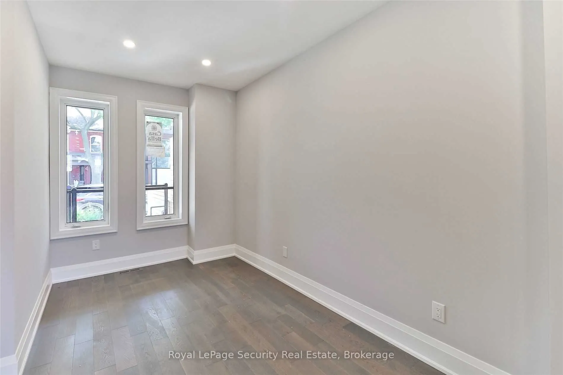 136 Markham Street #Main/ 2nd