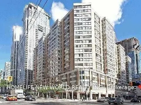 711 Bay Street #821