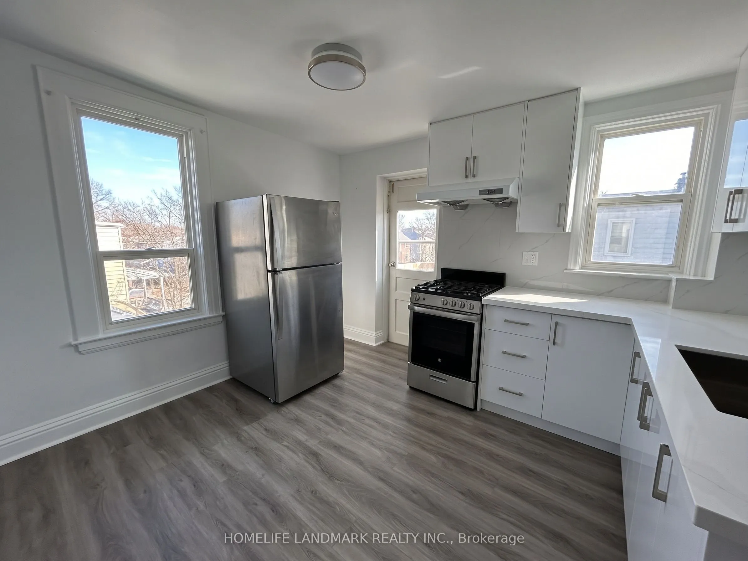 609 Ossington Avenue #Upper