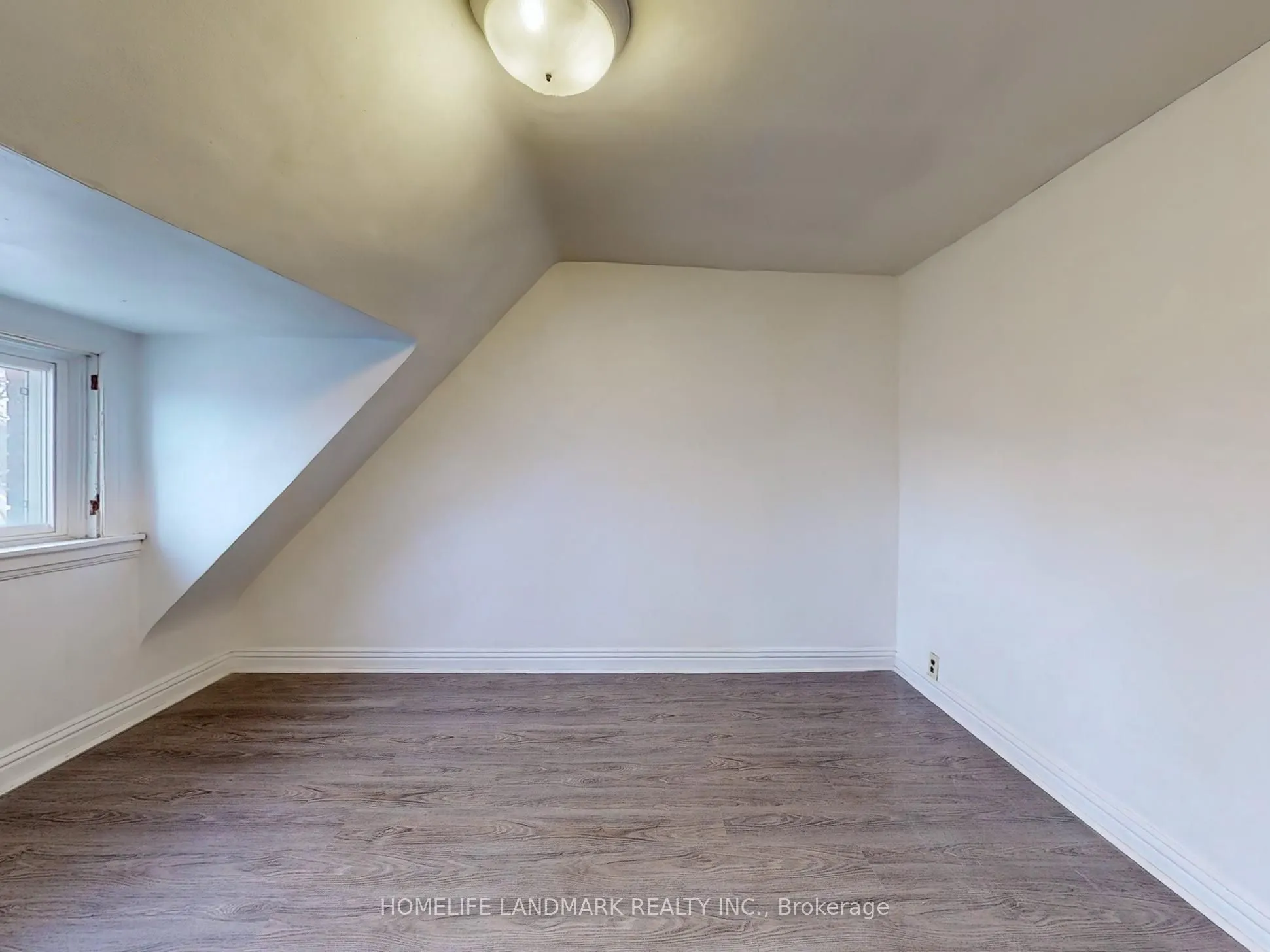 609 Ossington Avenue #Upper