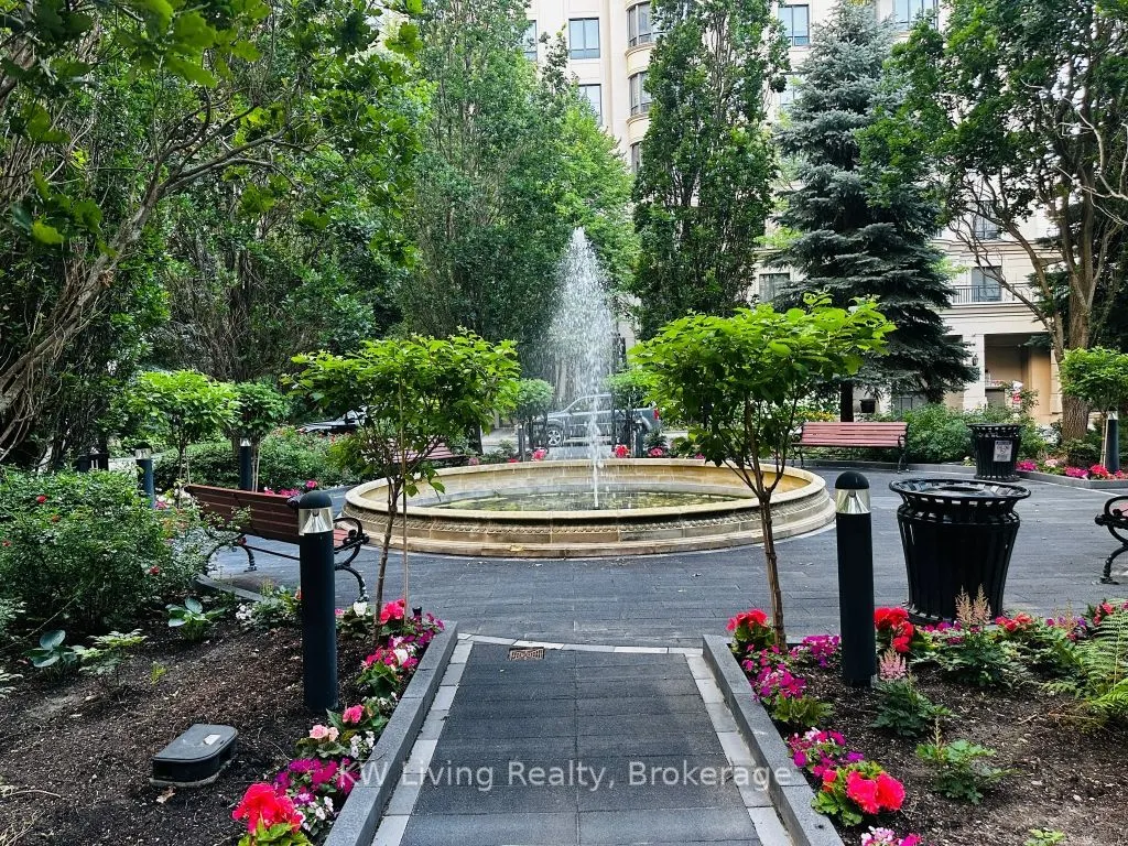 650 Sheppard Avenue E #PH13