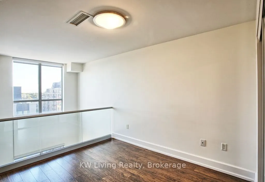 650 Sheppard Avenue E #PH13
