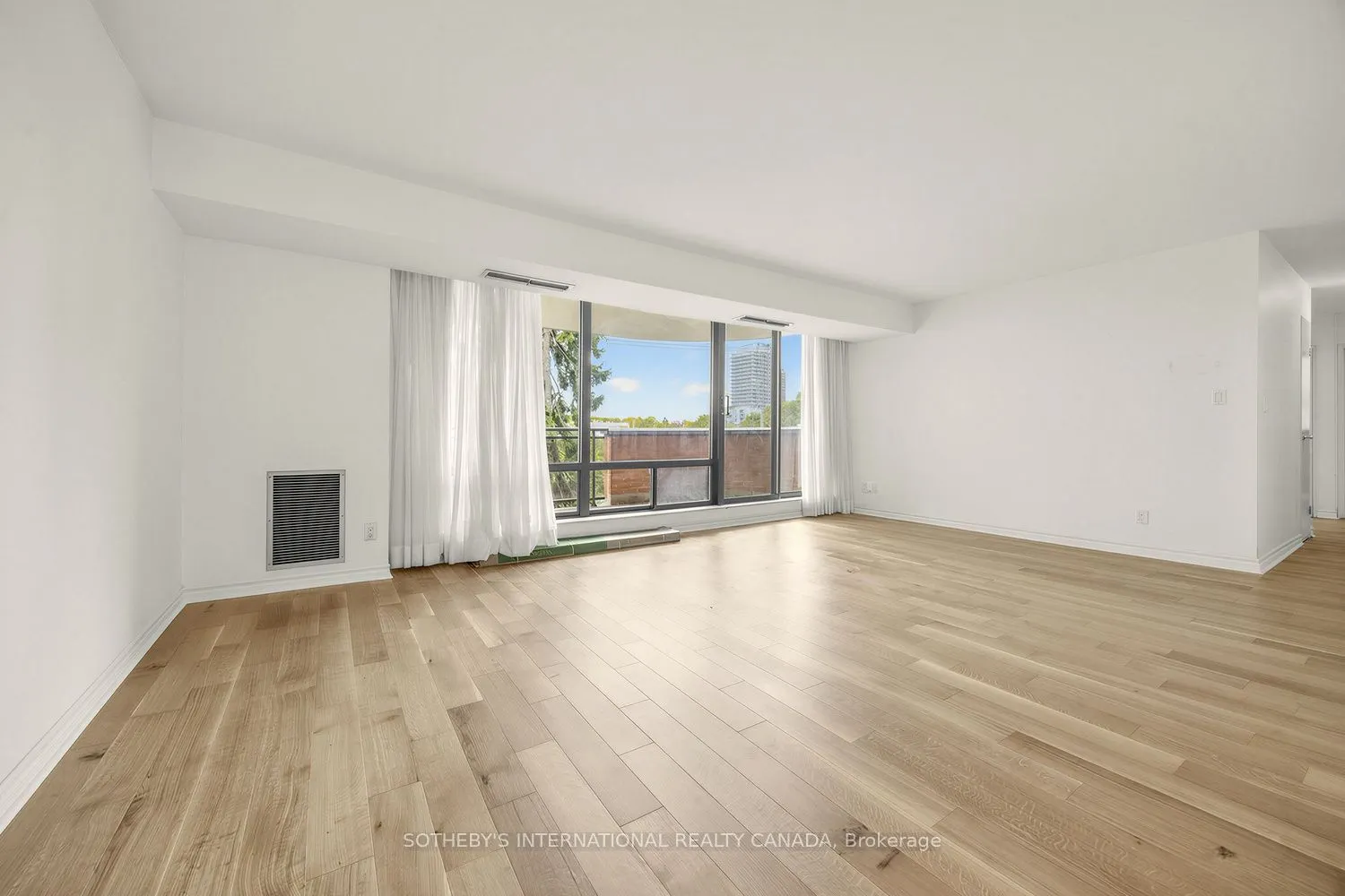260 Heath Street W #307