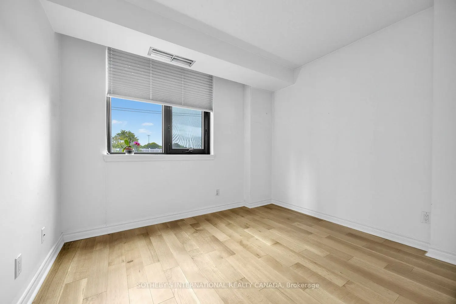 260 Heath Street W #307