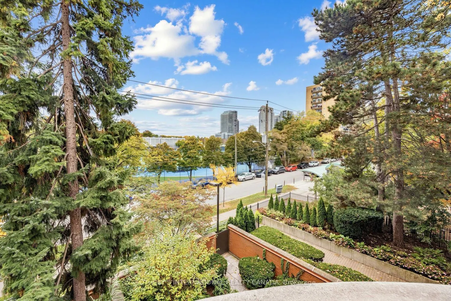 260 Heath Street W #307