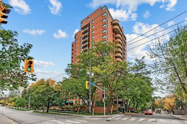 260 Heath Street W #307