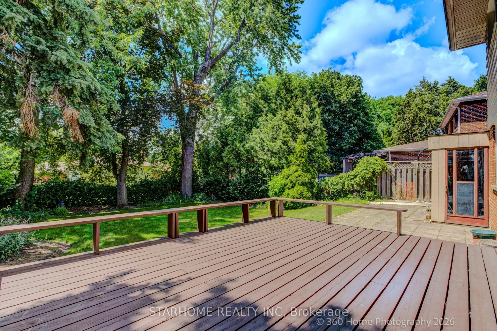 8 Shaughnessy Boulevard