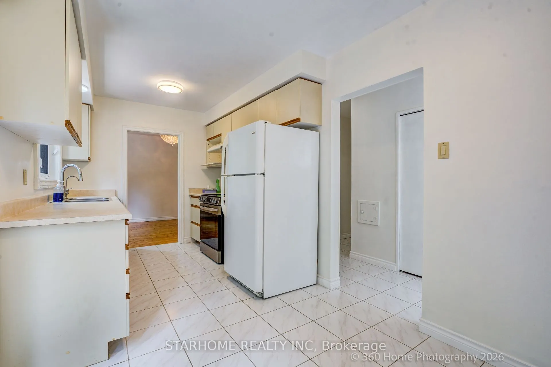 8 Shaughnessy Boulevard