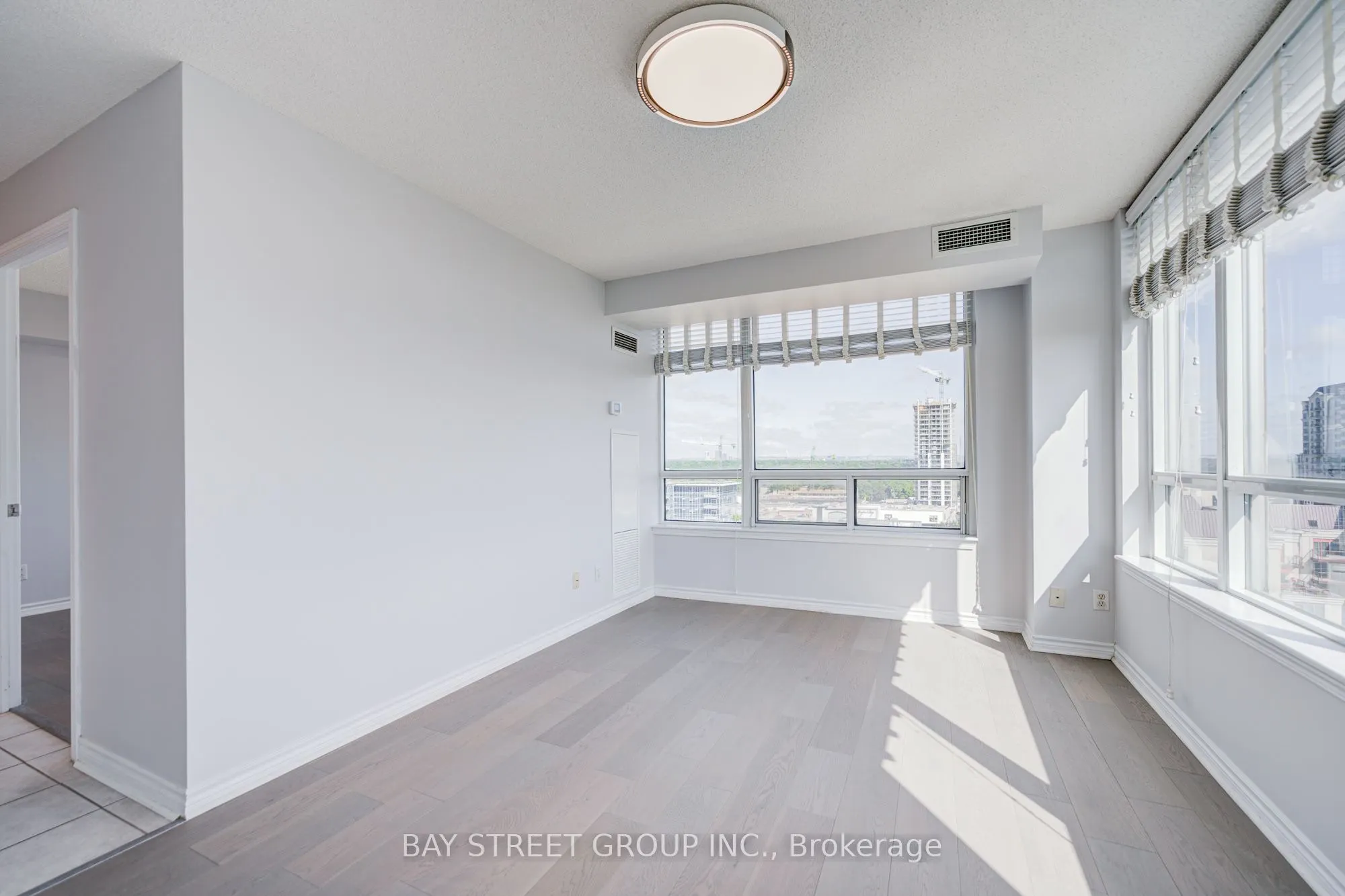 8 Rean Drive #1505