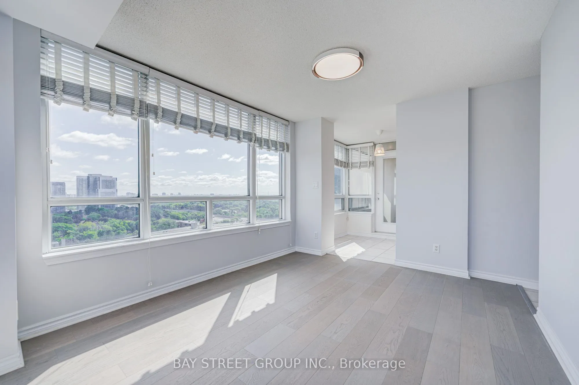 8 Rean Drive #1505
