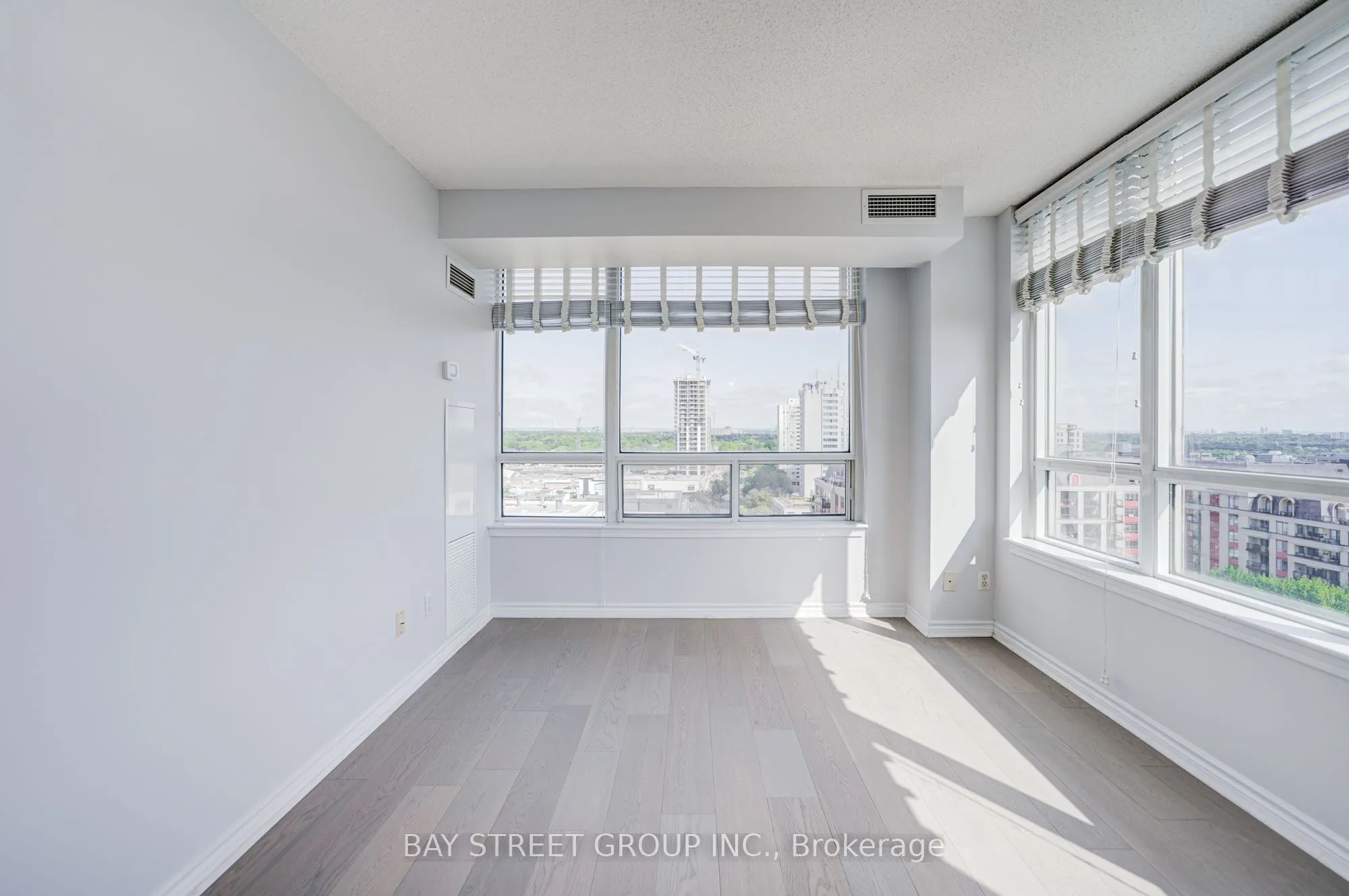 8 Rean Drive #1505