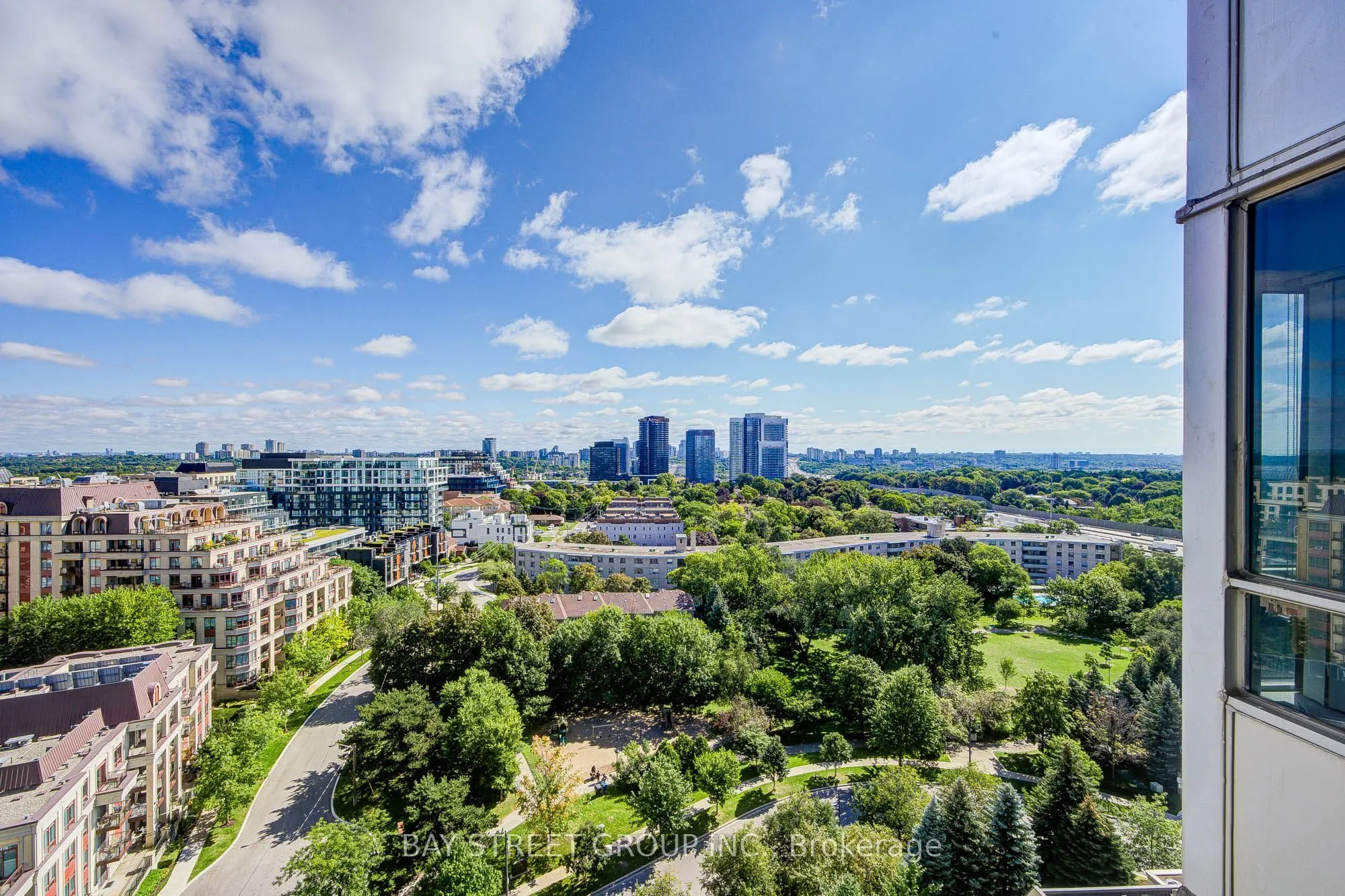 8 Rean Drive #1505