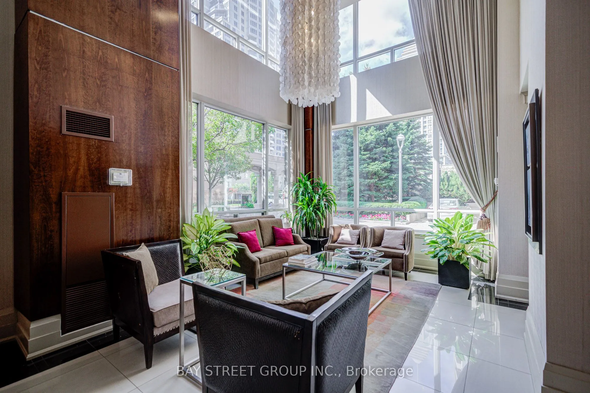 8 Rean Drive #1505