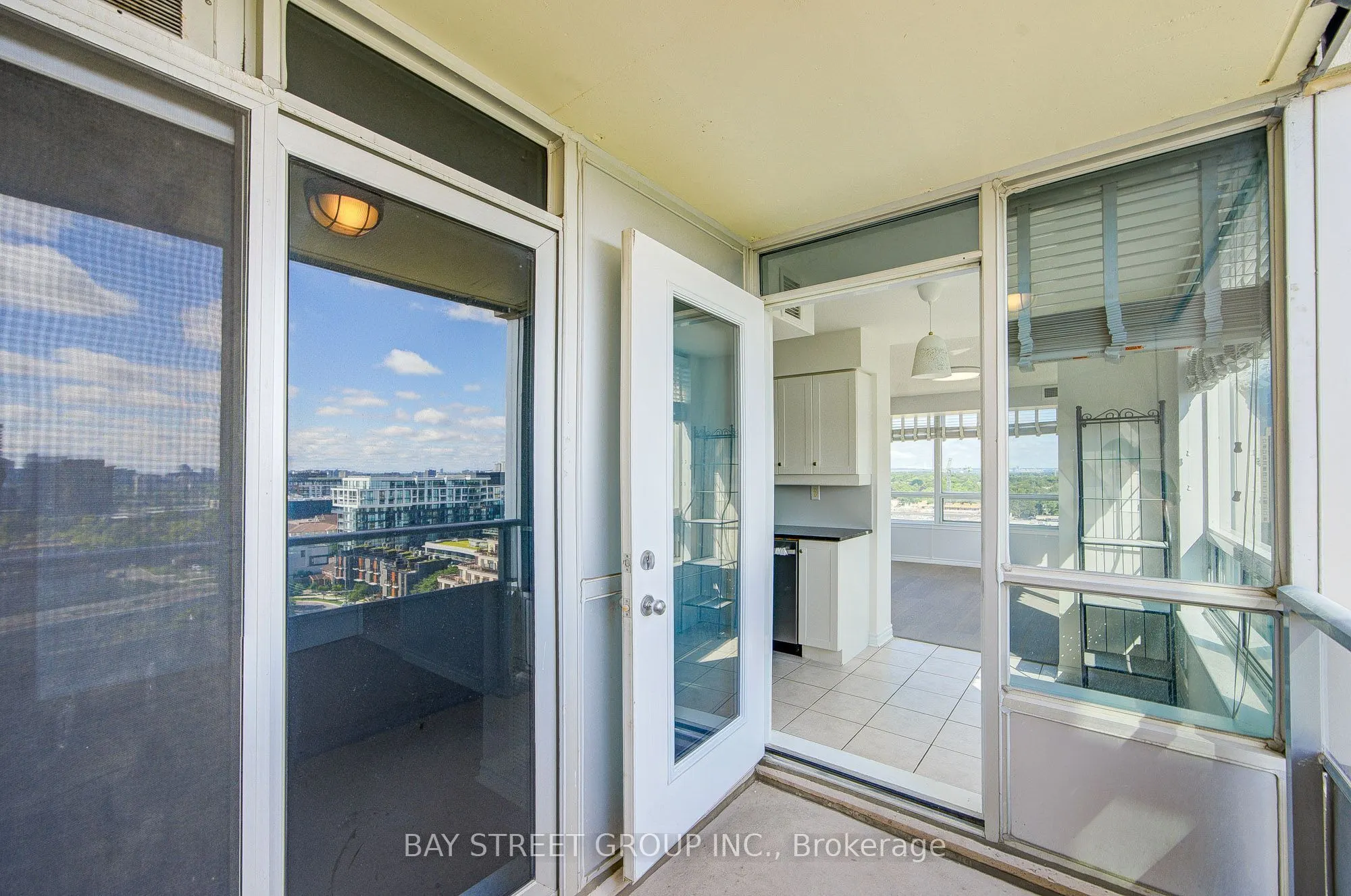 8 Rean Drive #1505